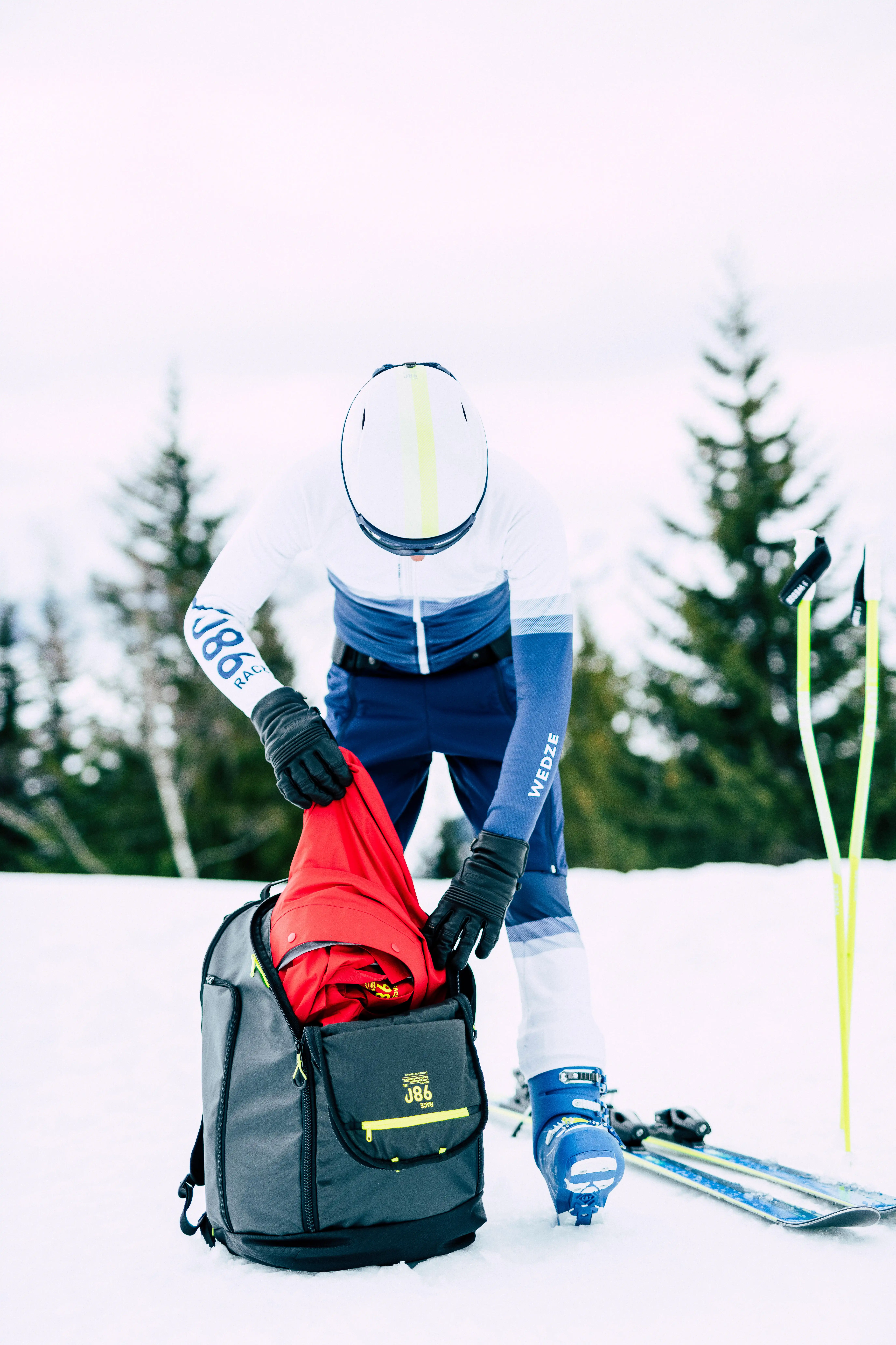 4215-60-l-ski-backpack-980-black-1.jpg