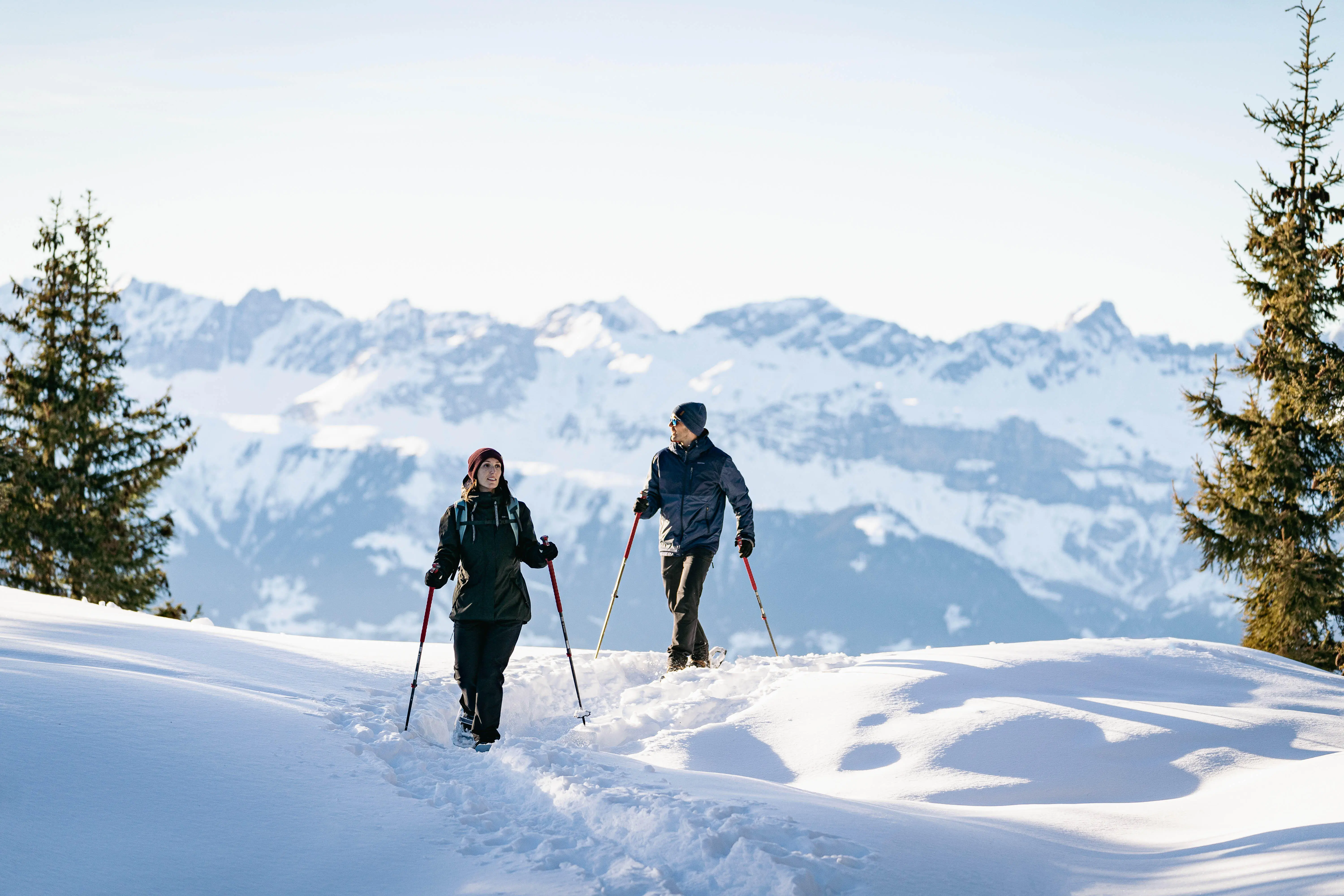 43-snowshoes-sh-100-1.jpg