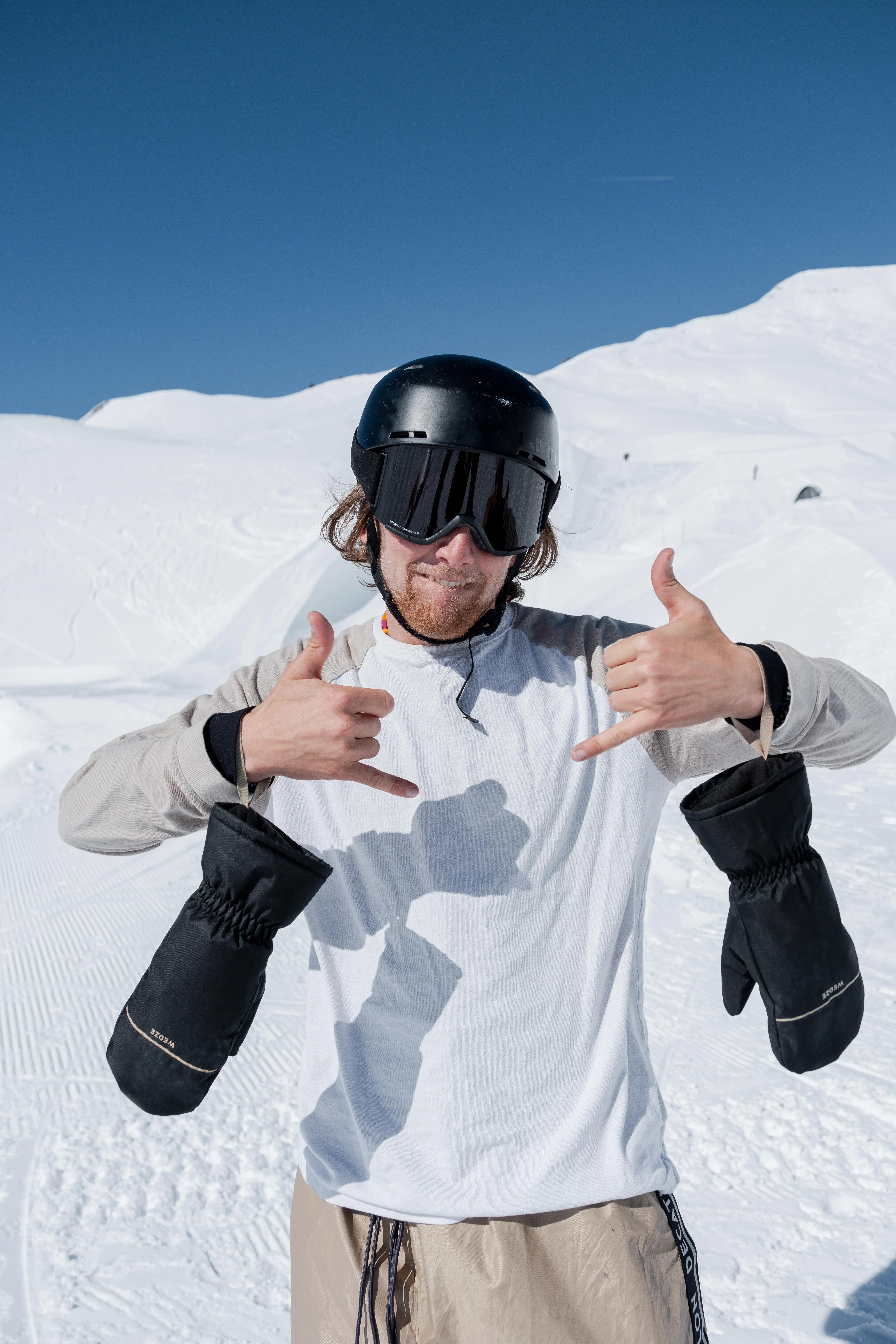 4306-warm-and-waterproof-ski-mittens-100-1.jpg