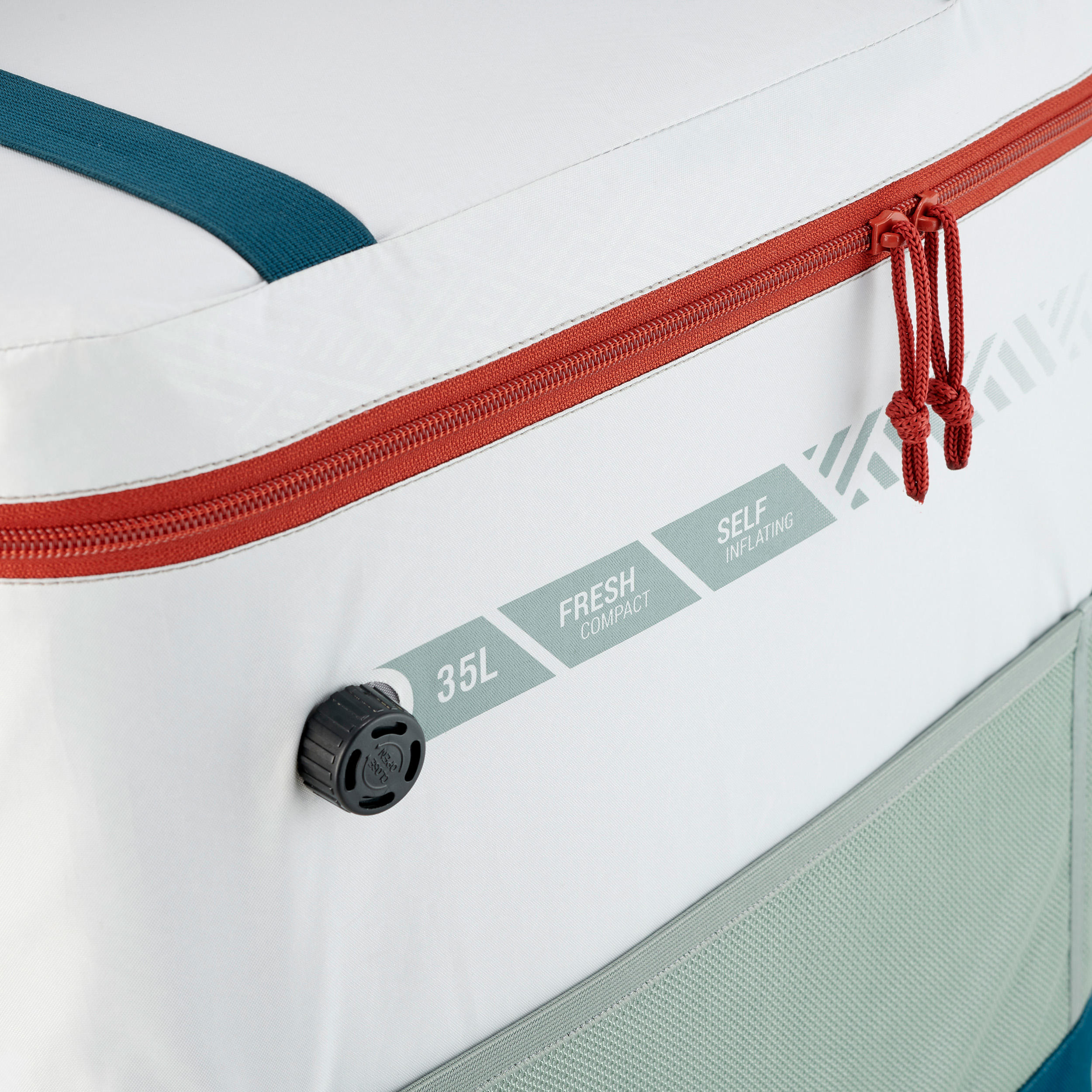 4419-camping-self-inflating-cooler-35-l-compact-fresh-1.jpg