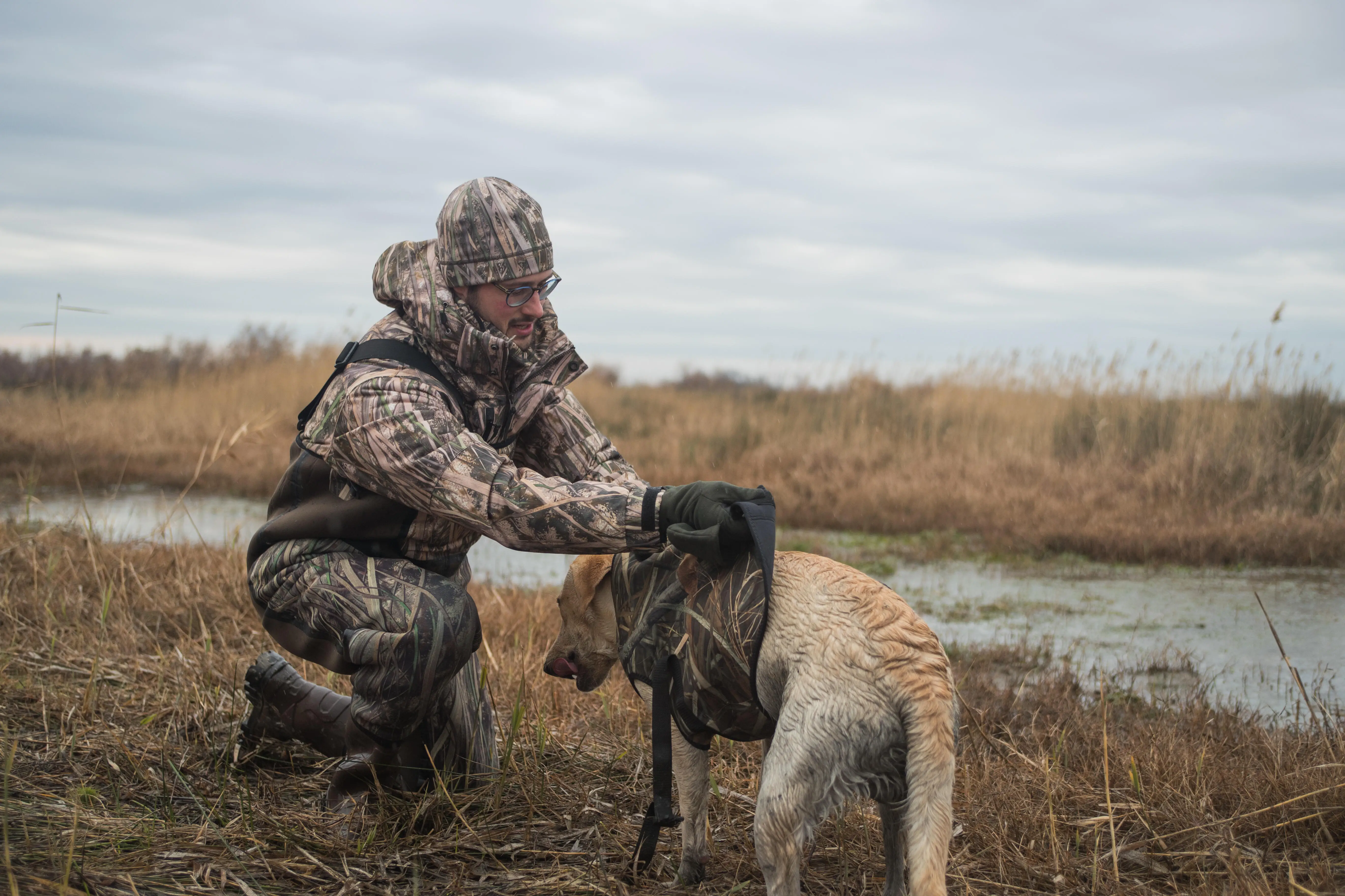 465-neoprene-dog-vest-900-pro-wetland-camouflage-4.jpg