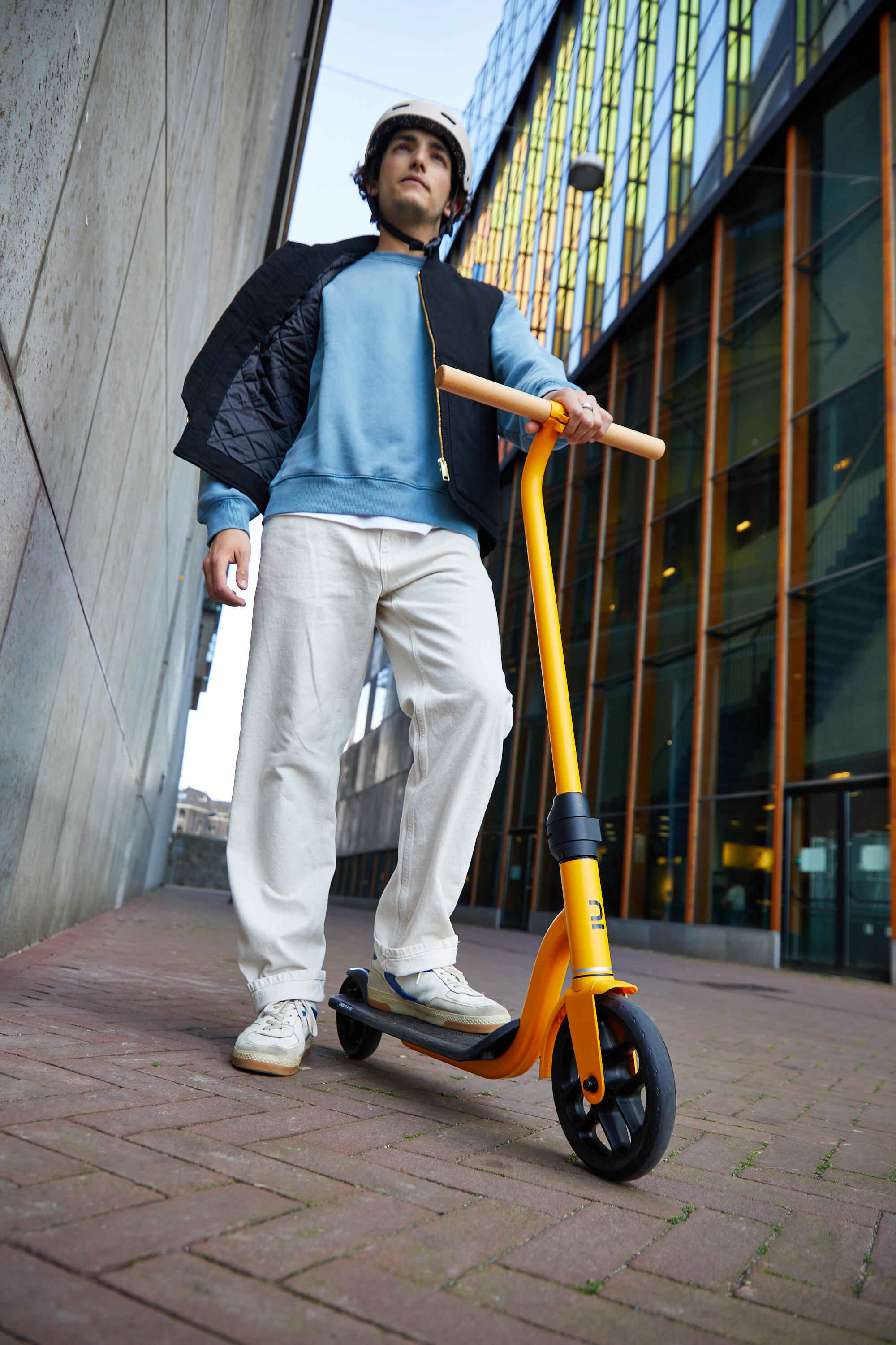 4685-scooter-r-100–1.jpg