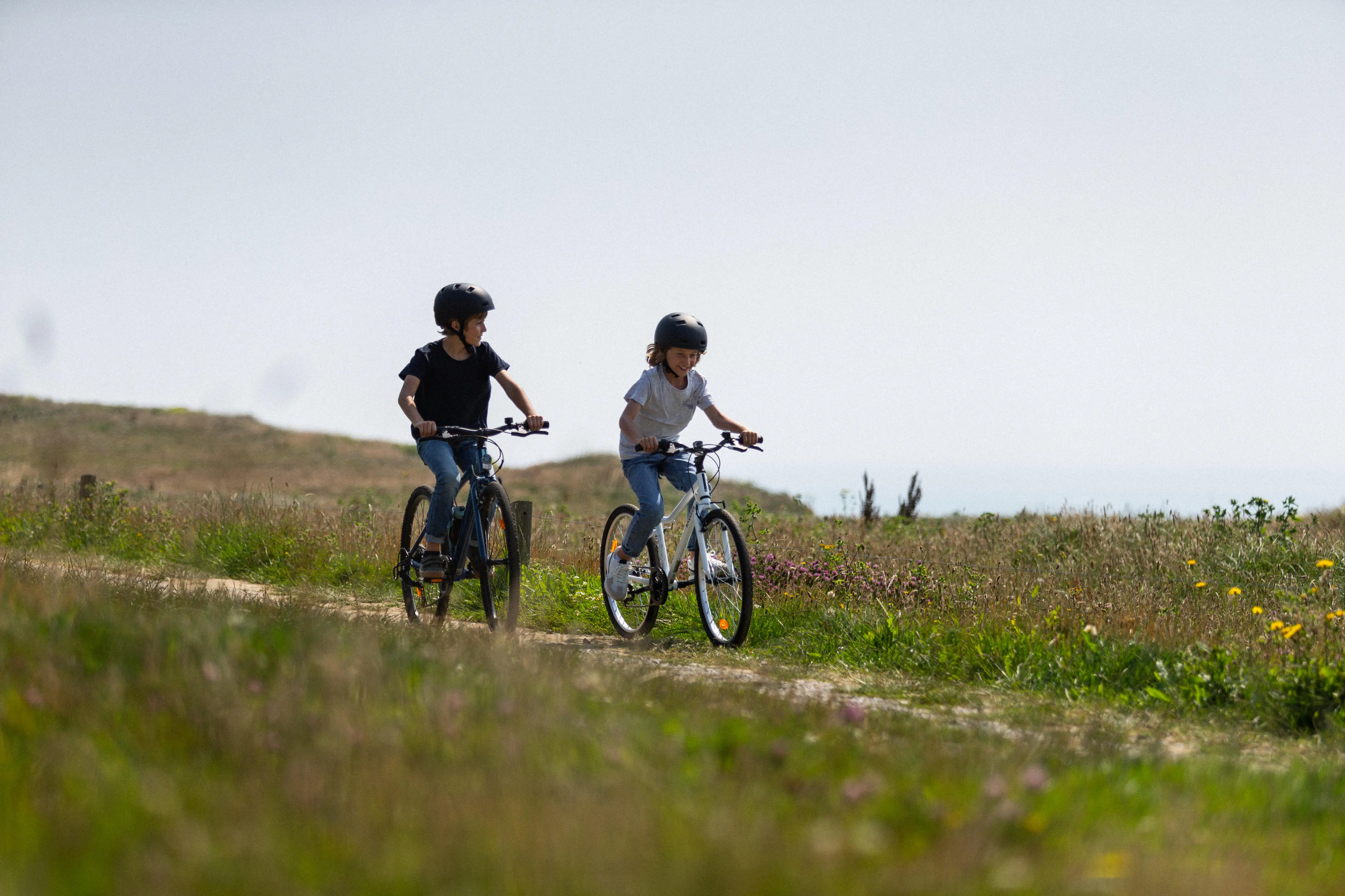 4772-kids-x27-hybrid-bike-24-in-riverside-100-age-9-12-1.jpg