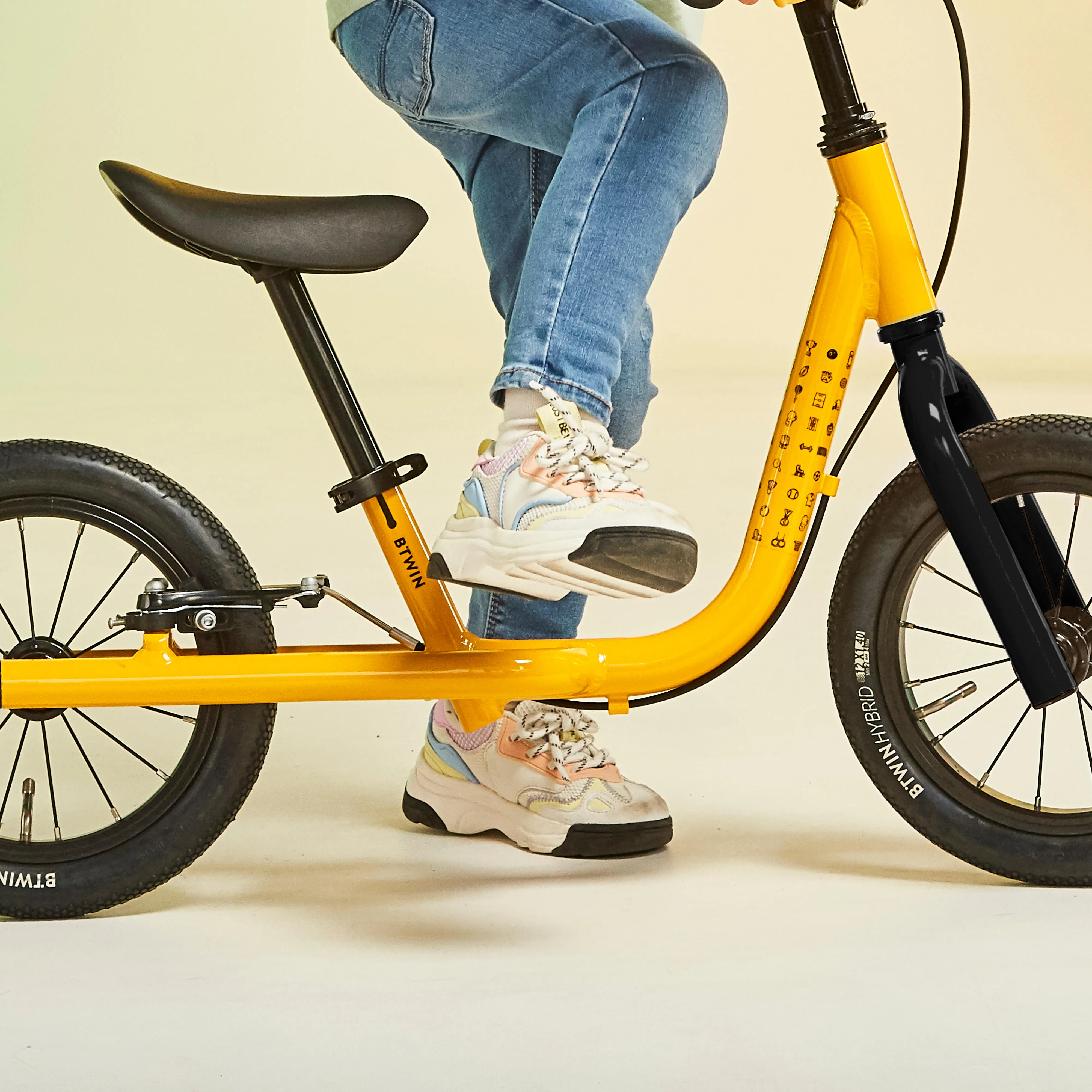 4894-kids-balance-bike-12-in-runride-900-age-2-4-1.jpg