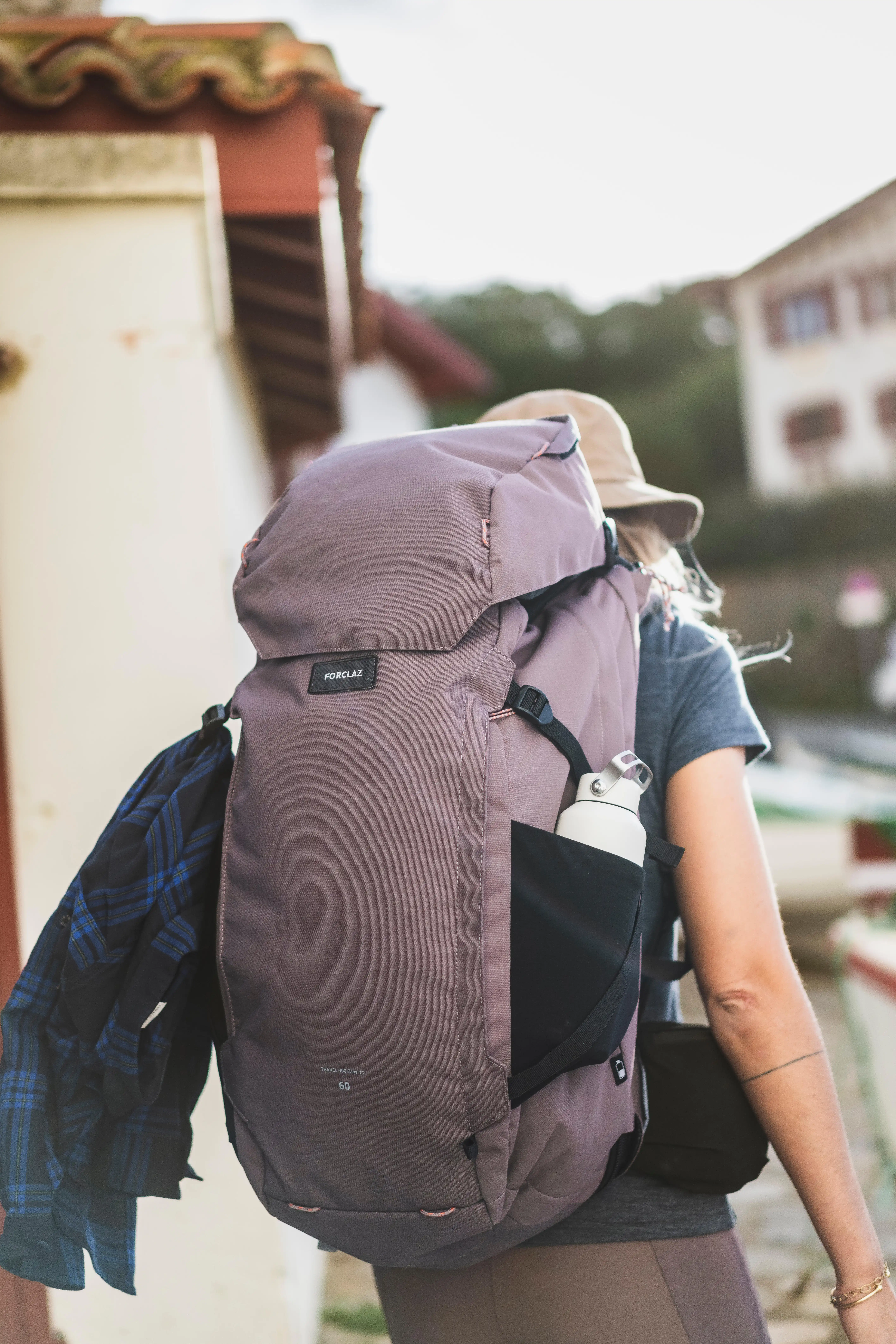5041-women-s-hiking-backpack-60-6-l-travel-900-1.jpg