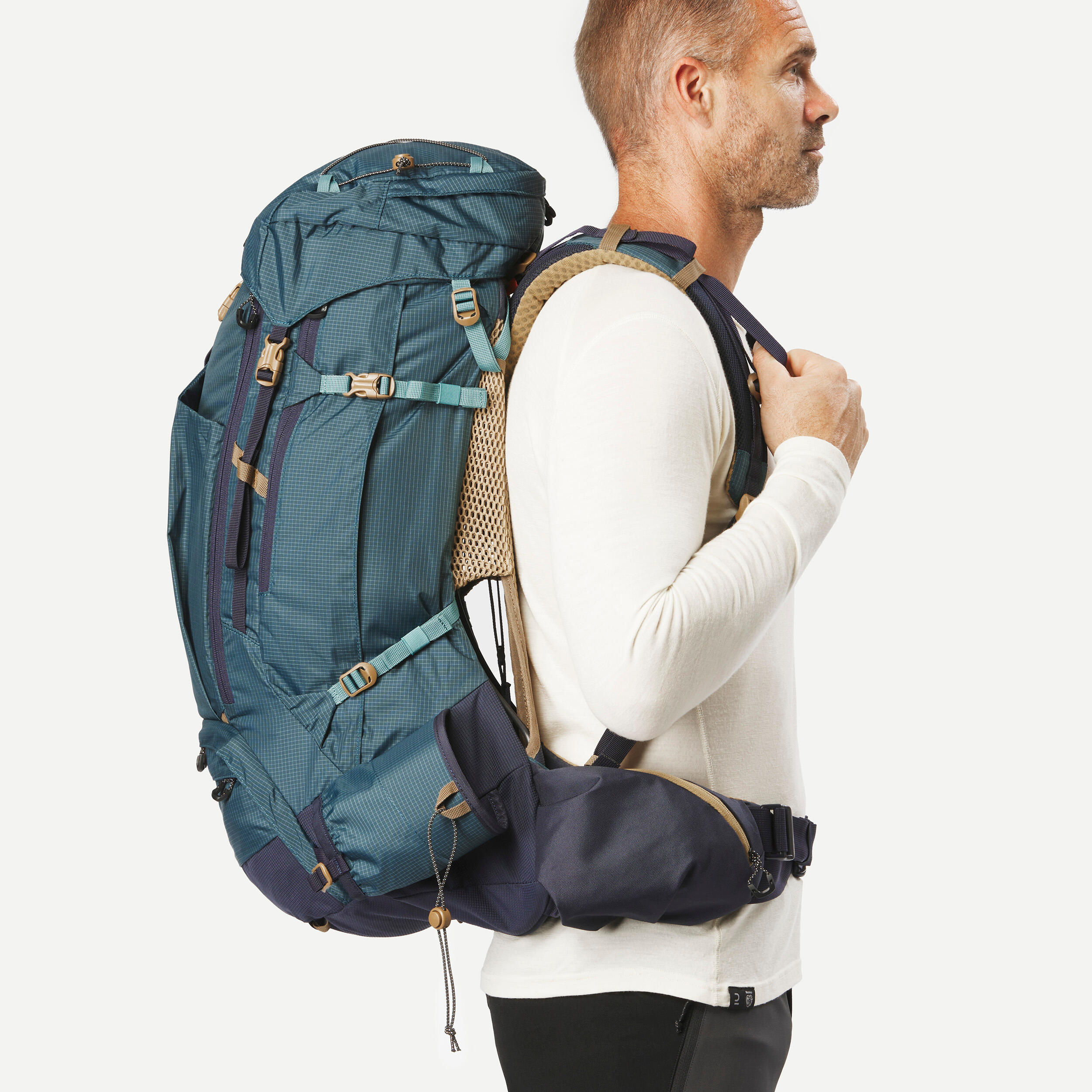 5137-men-s-trekking-backpack-50-10-l-mt-500-air-1.jpg