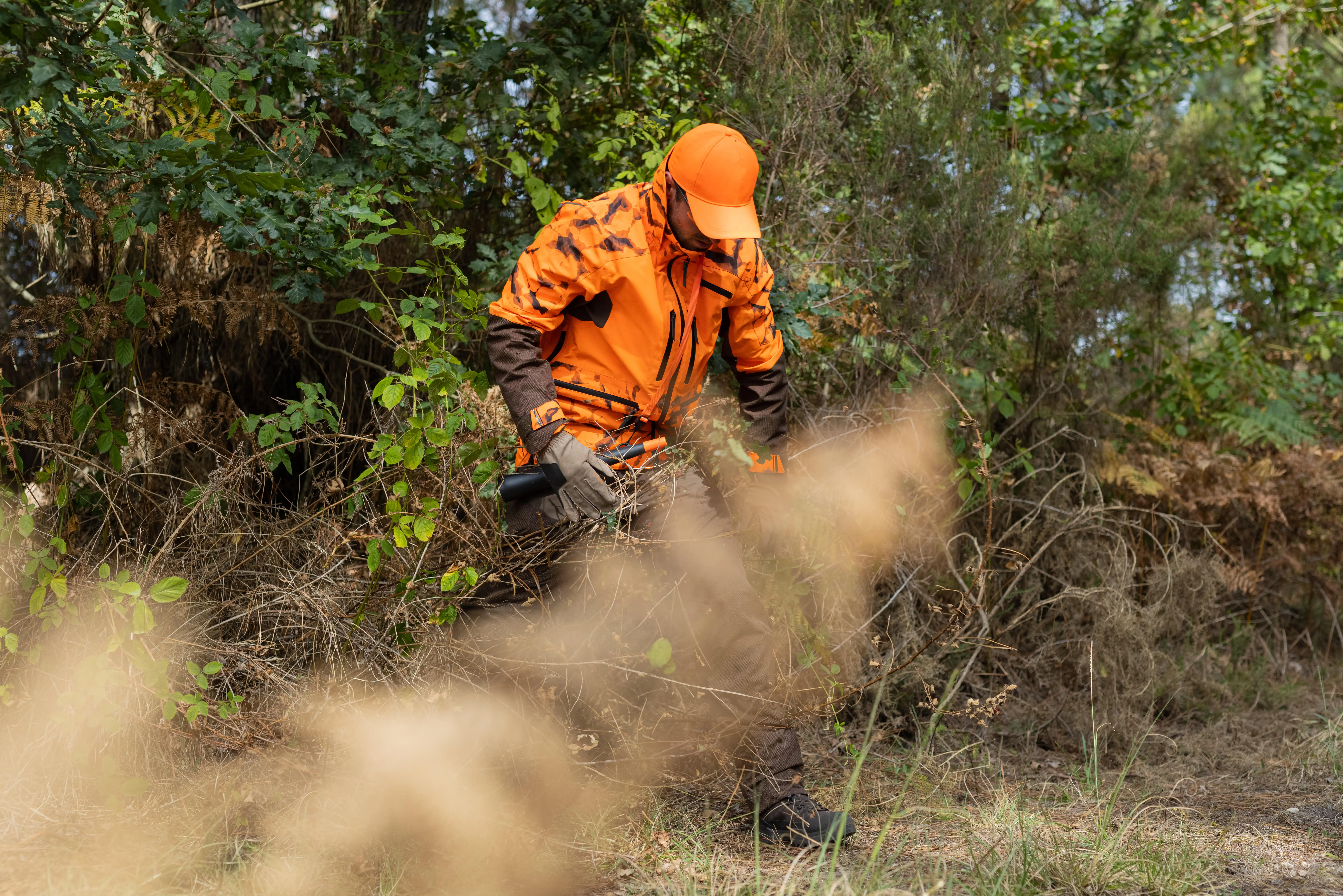 524-supertrack-shooting-cap-orange-1.jpg