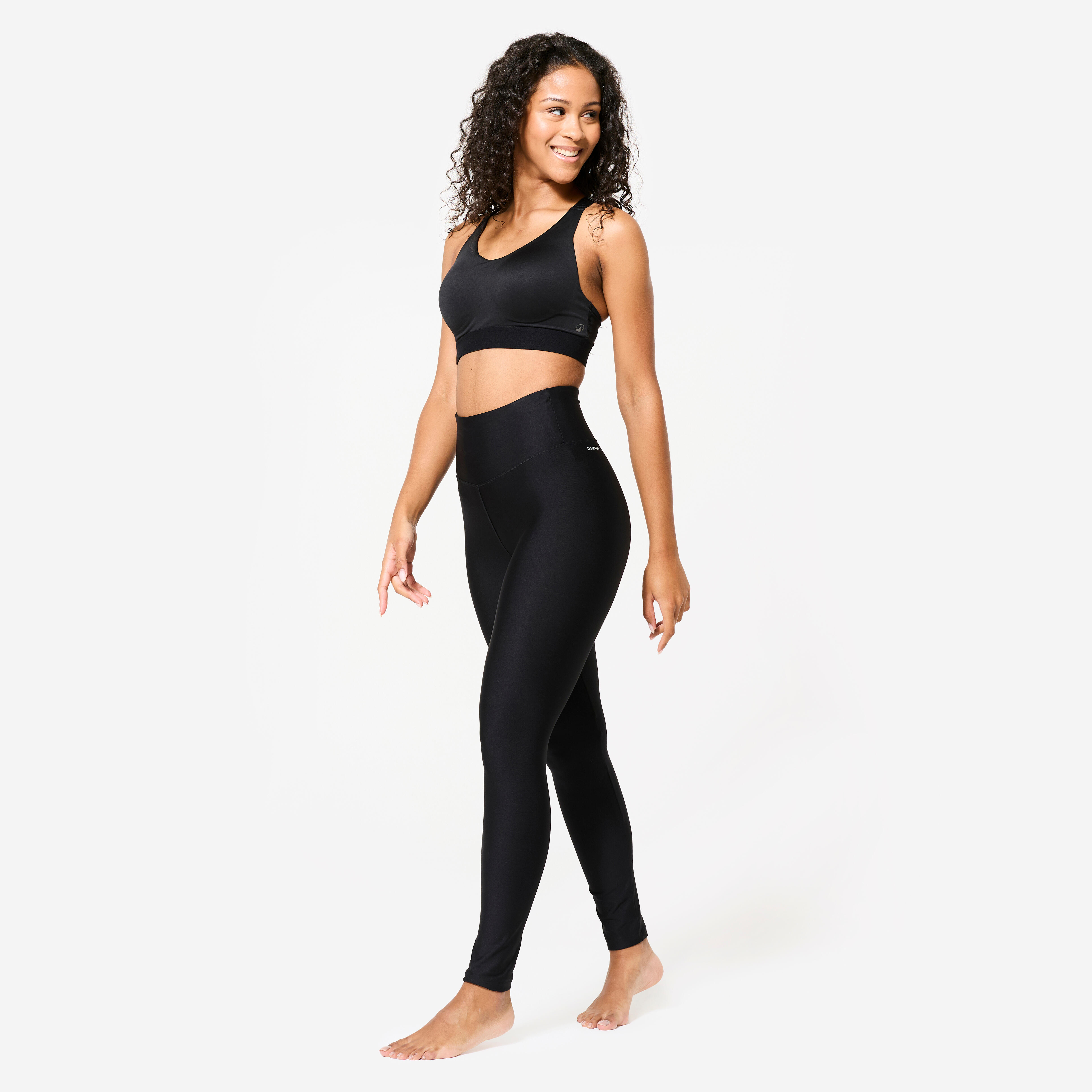 5627-women-s-fitness-high-support-sports-bra-900-black-1.webp