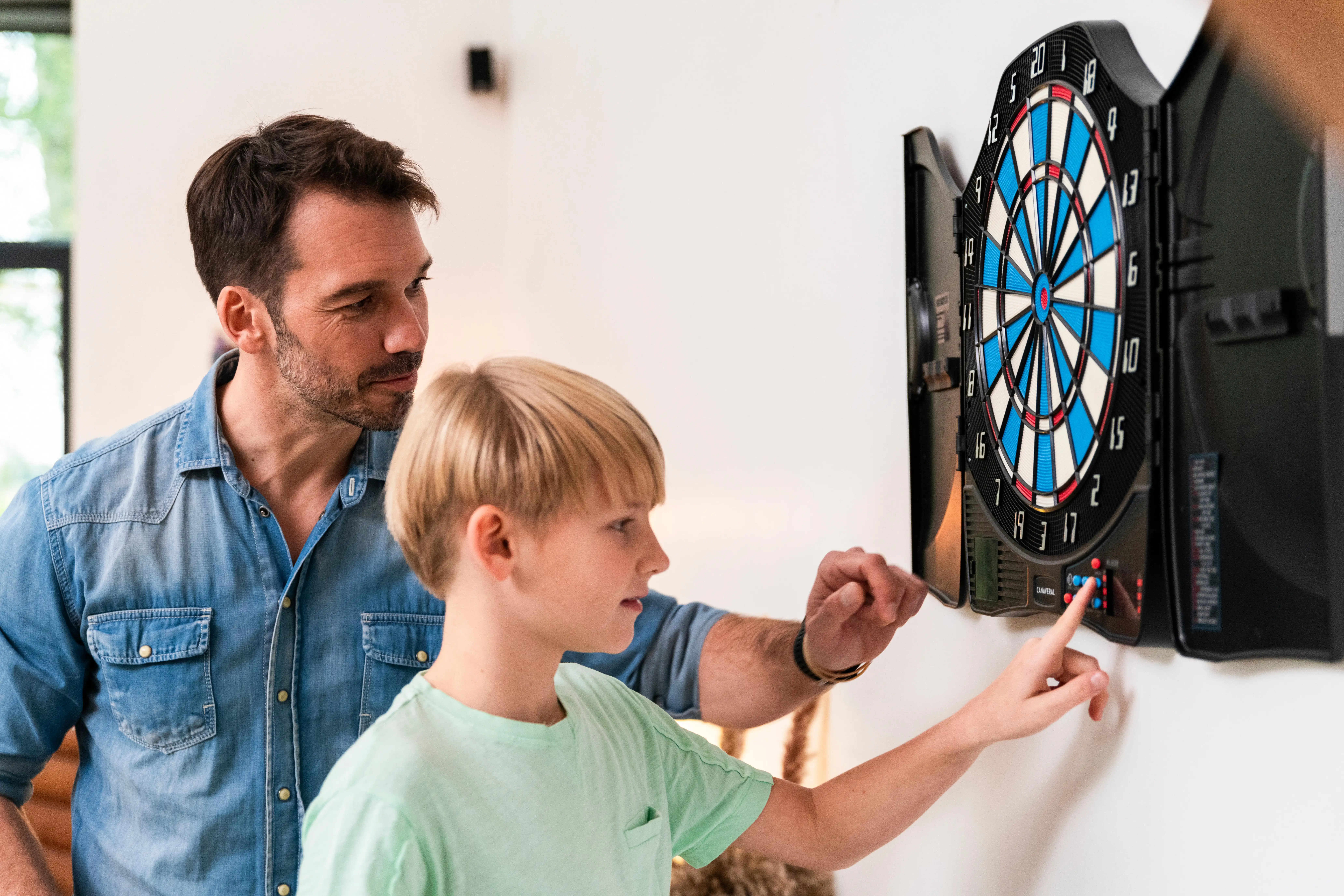 564-electronic-dartboard-ed-310-1.jpg