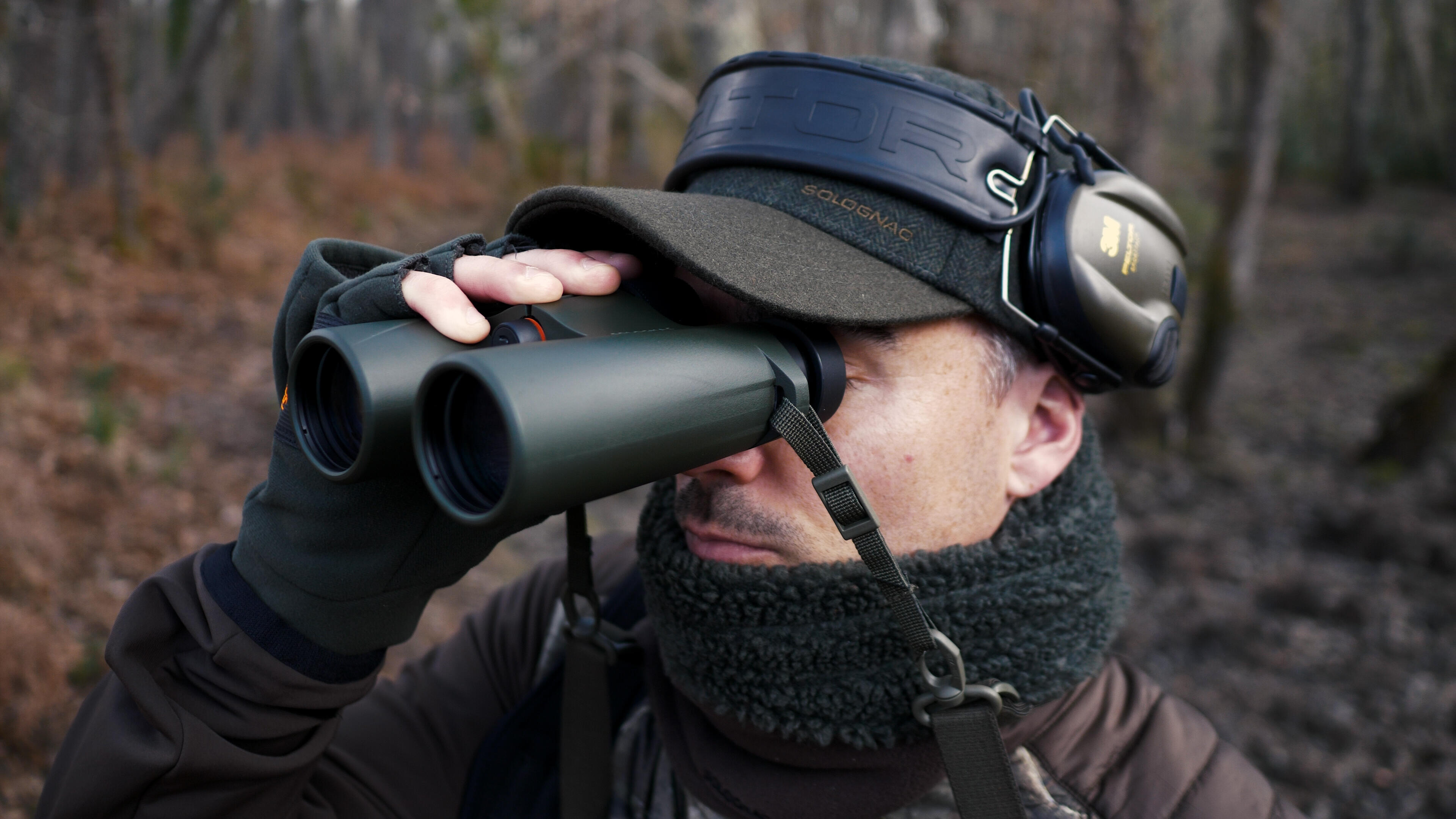 5764-waterproof-hunting-binoculars-10×42-500-khaki-1.jpg