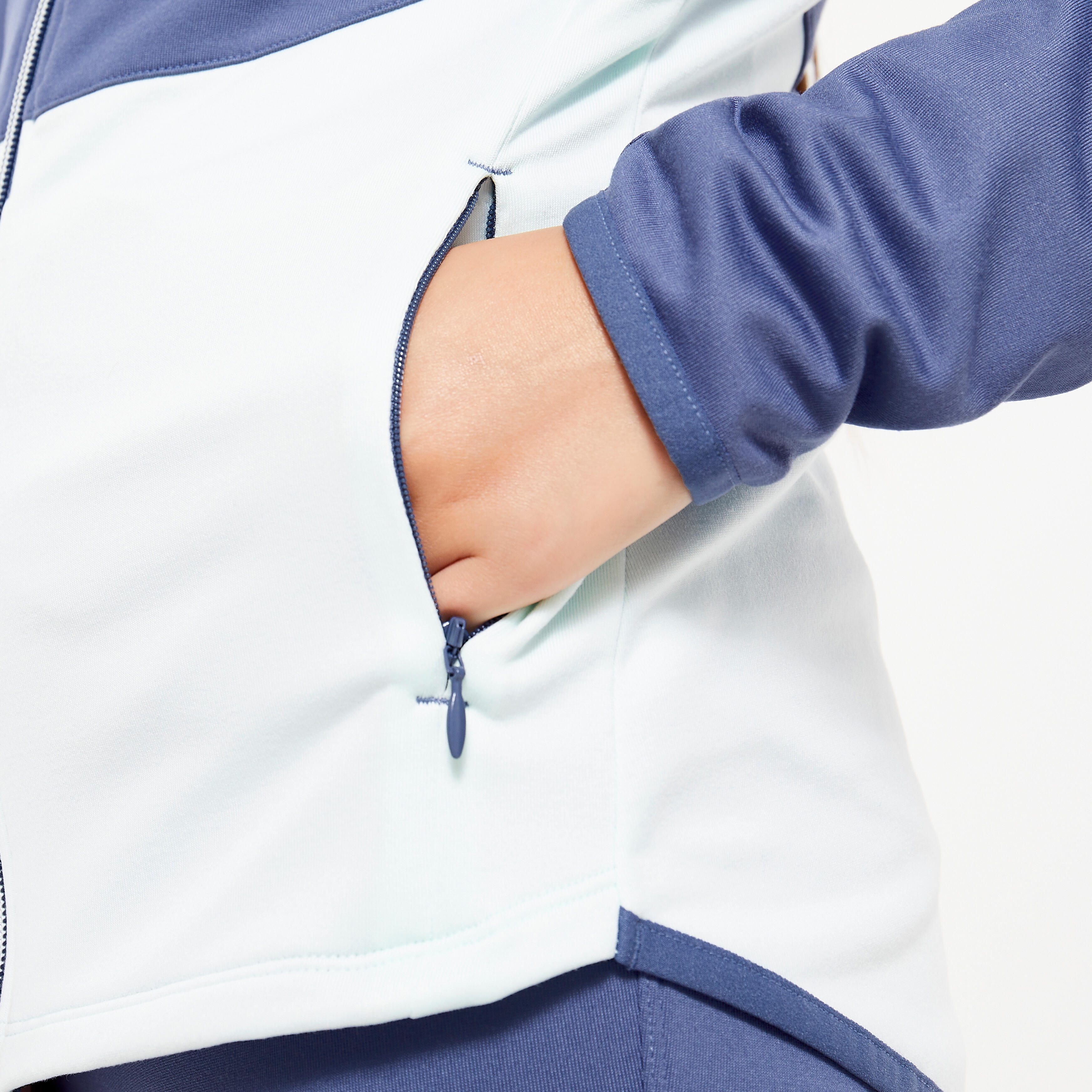 5811-kids-tracksuit-s-500-1.jpg