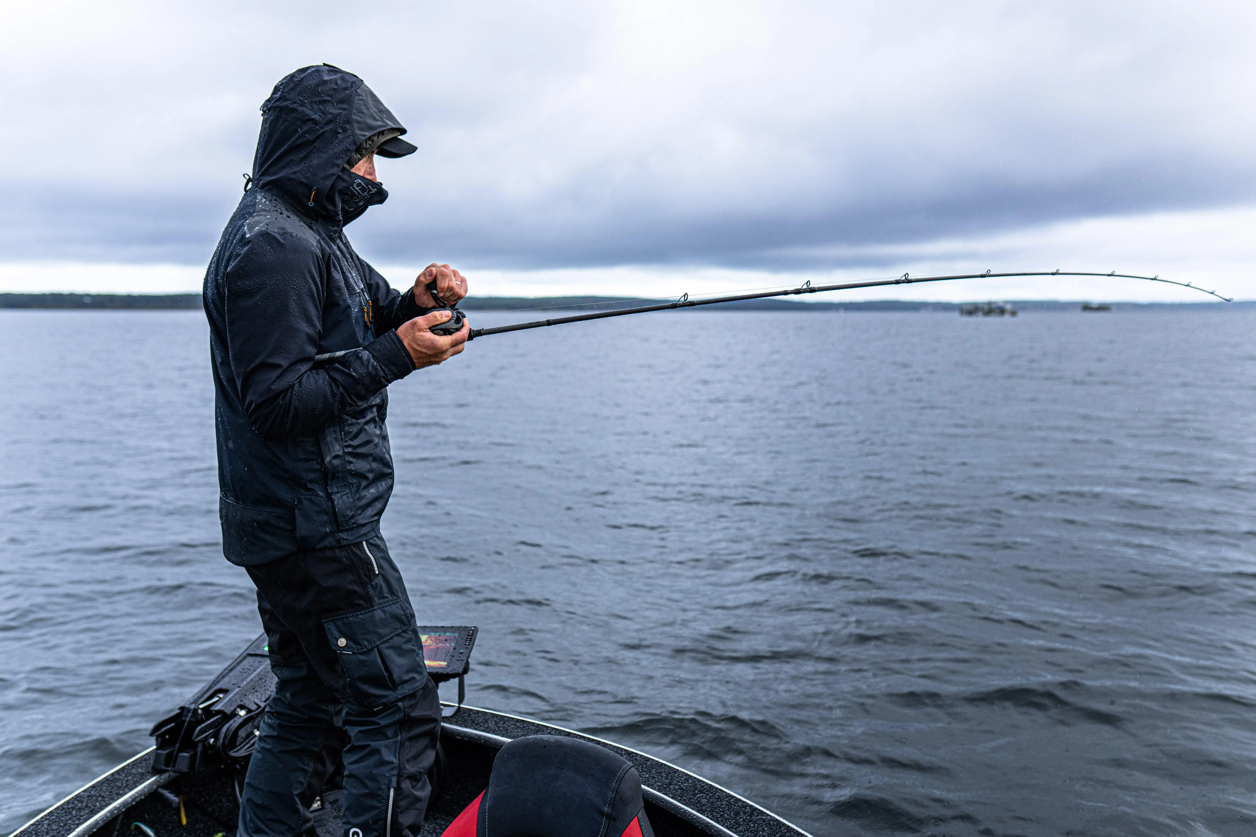 5884-wxm-5-220-h-casting-lure-fishing-rod–1.jpg