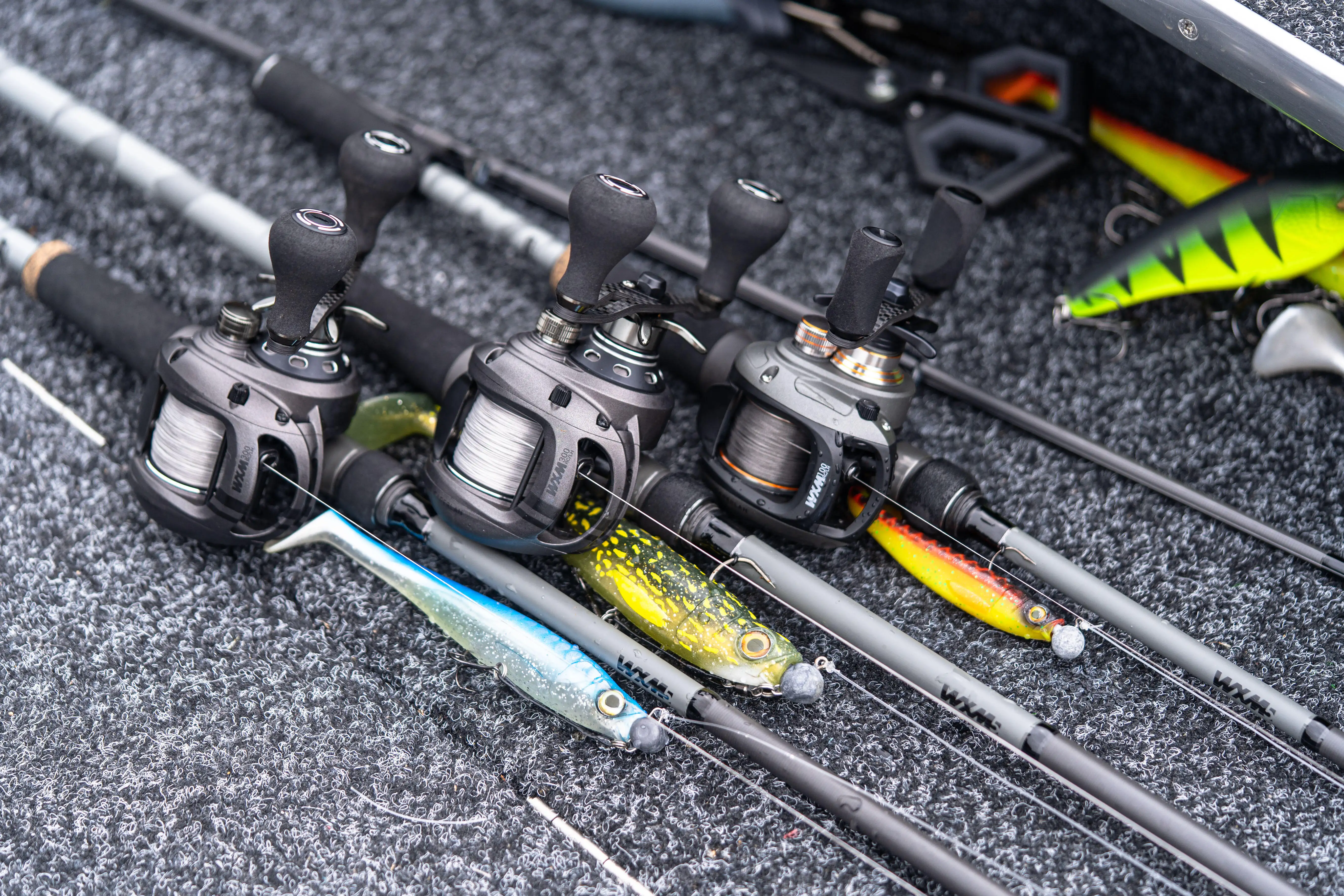 5885-wxm-5-240-xh-lure-fishing-rod–1.jpg