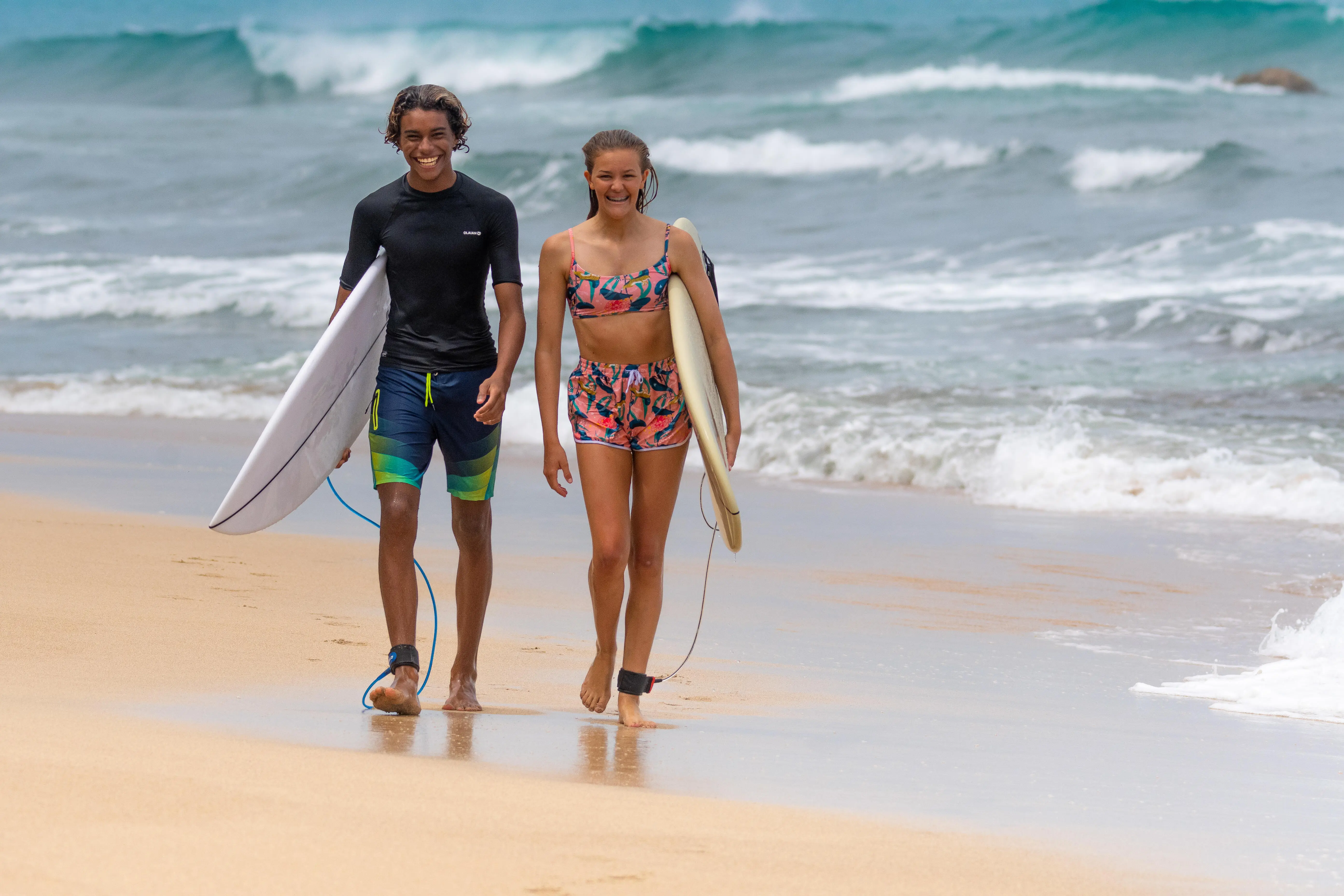 5947-kids-short-sleeved-surfing-rash-guard-100-1.jpg