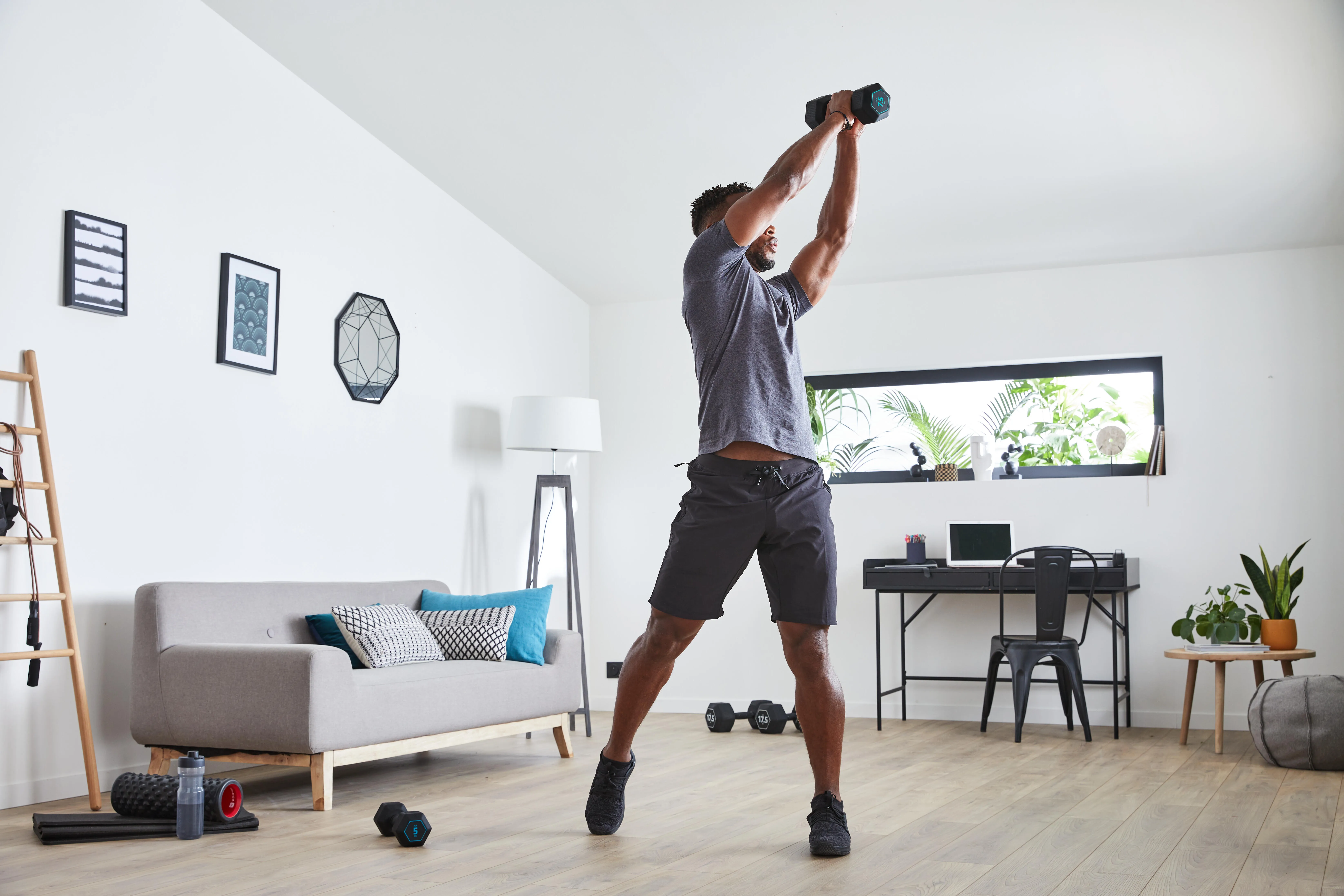 5967-5-kg-cross-training-hex-dumbbell-black-1.jpg