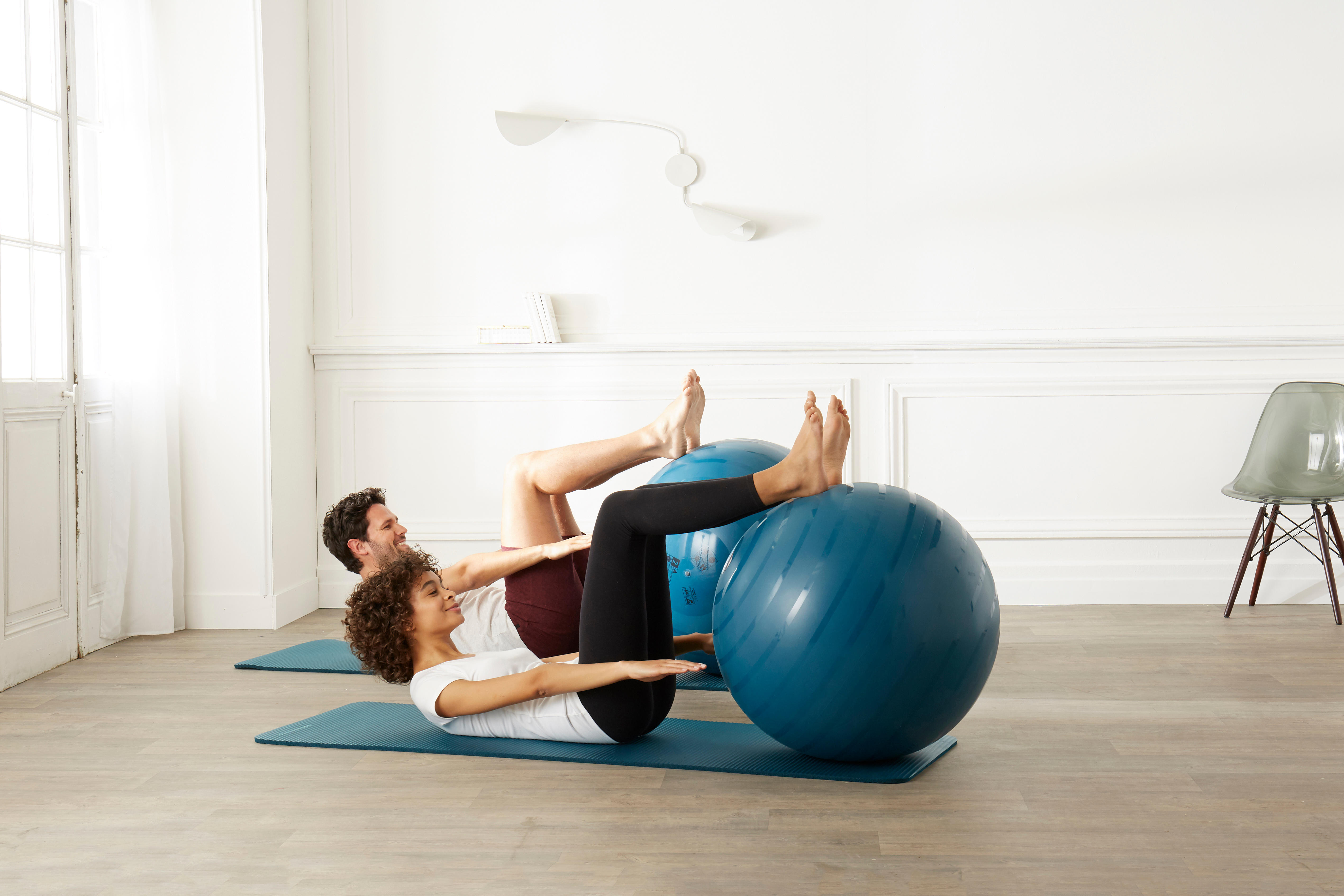 5981-size-1-pilates-swiss-ball-blue-1.jpg