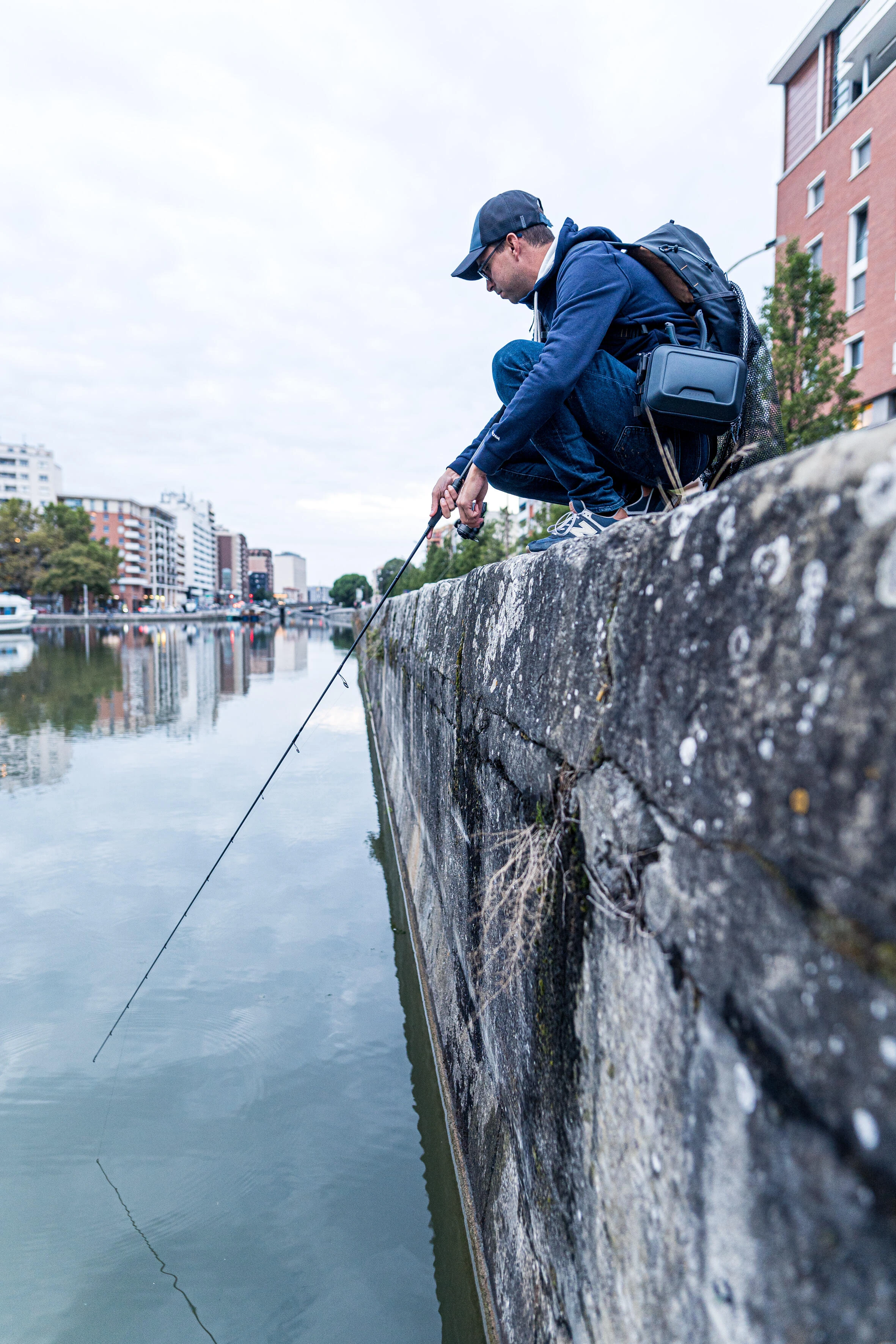 6077-500-fishing-backpack-and-chest-pack-1.jpg