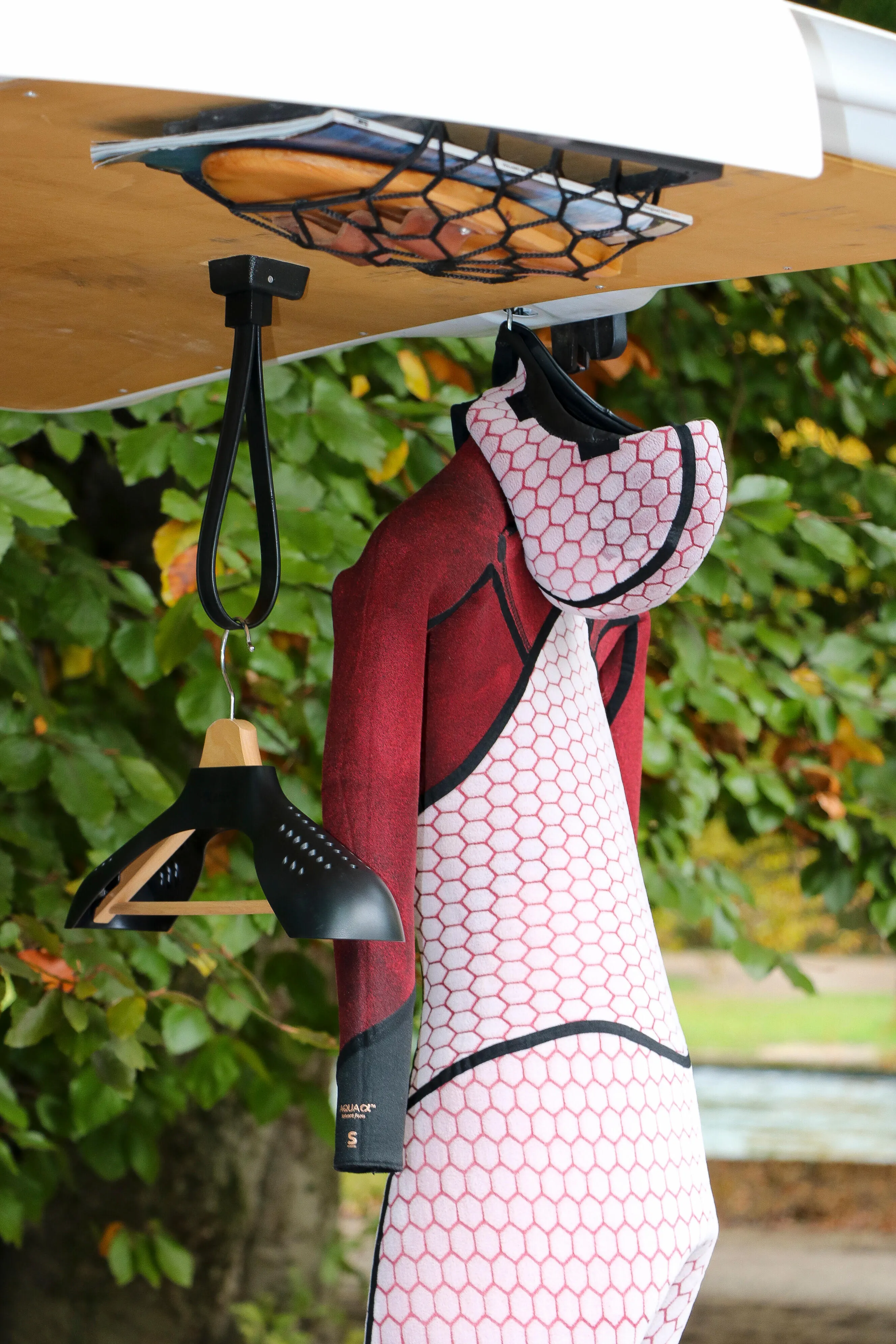6317-surfing-wetsuit-hanger-1.jpg