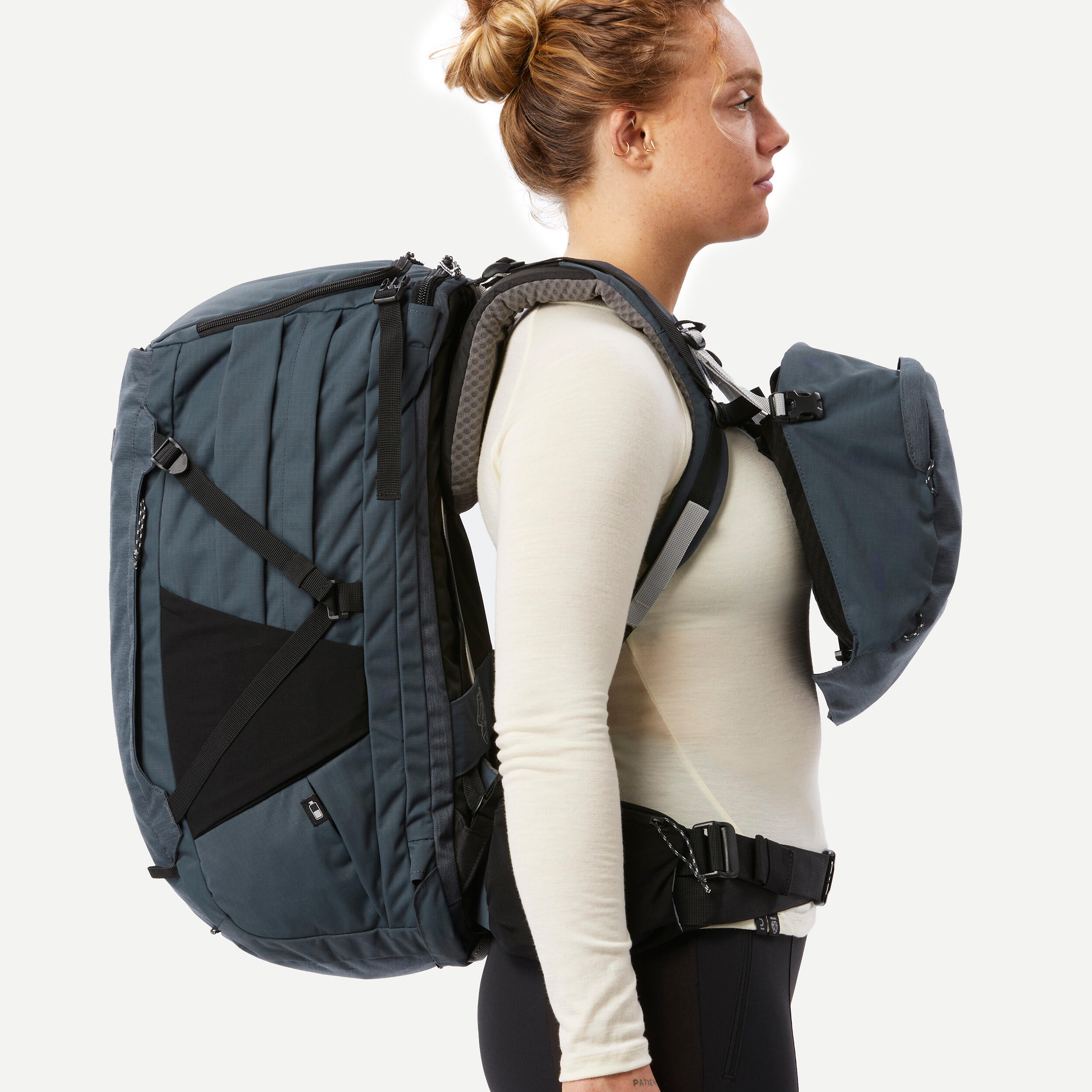 6665-women-s-hiking-backpack-with-suitcase-opening-50-6-l-travel-900-1.jpg