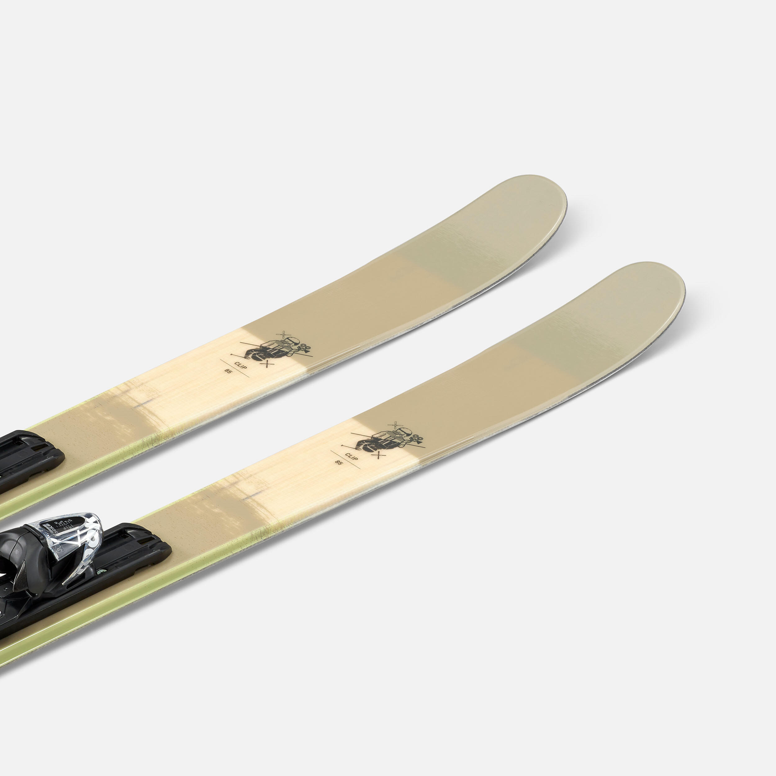 6687-freestyle-skis-clip-85-1.jpg