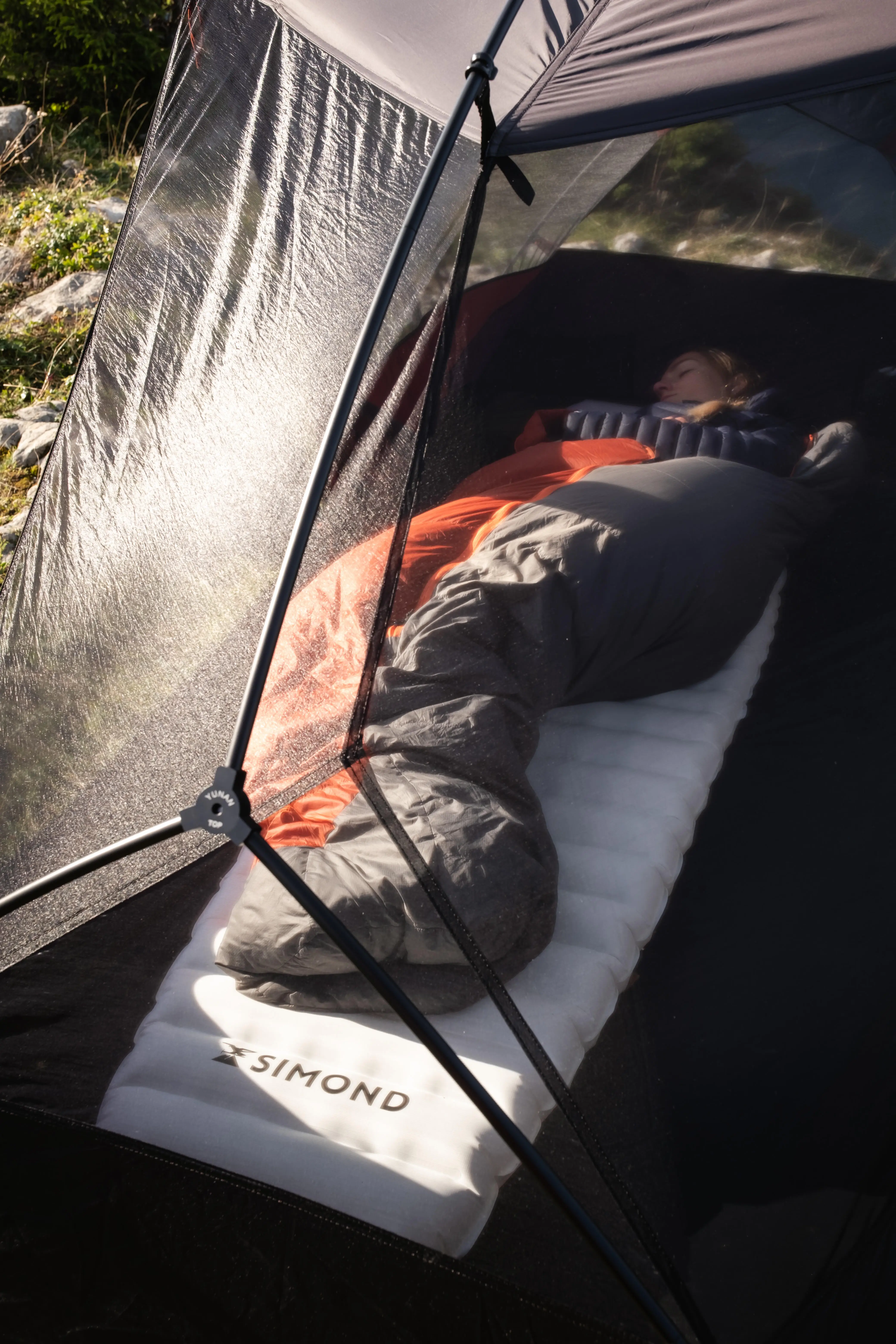6738-multi-season-down-sleeping-bag-0-c-mt-900-1.jpg