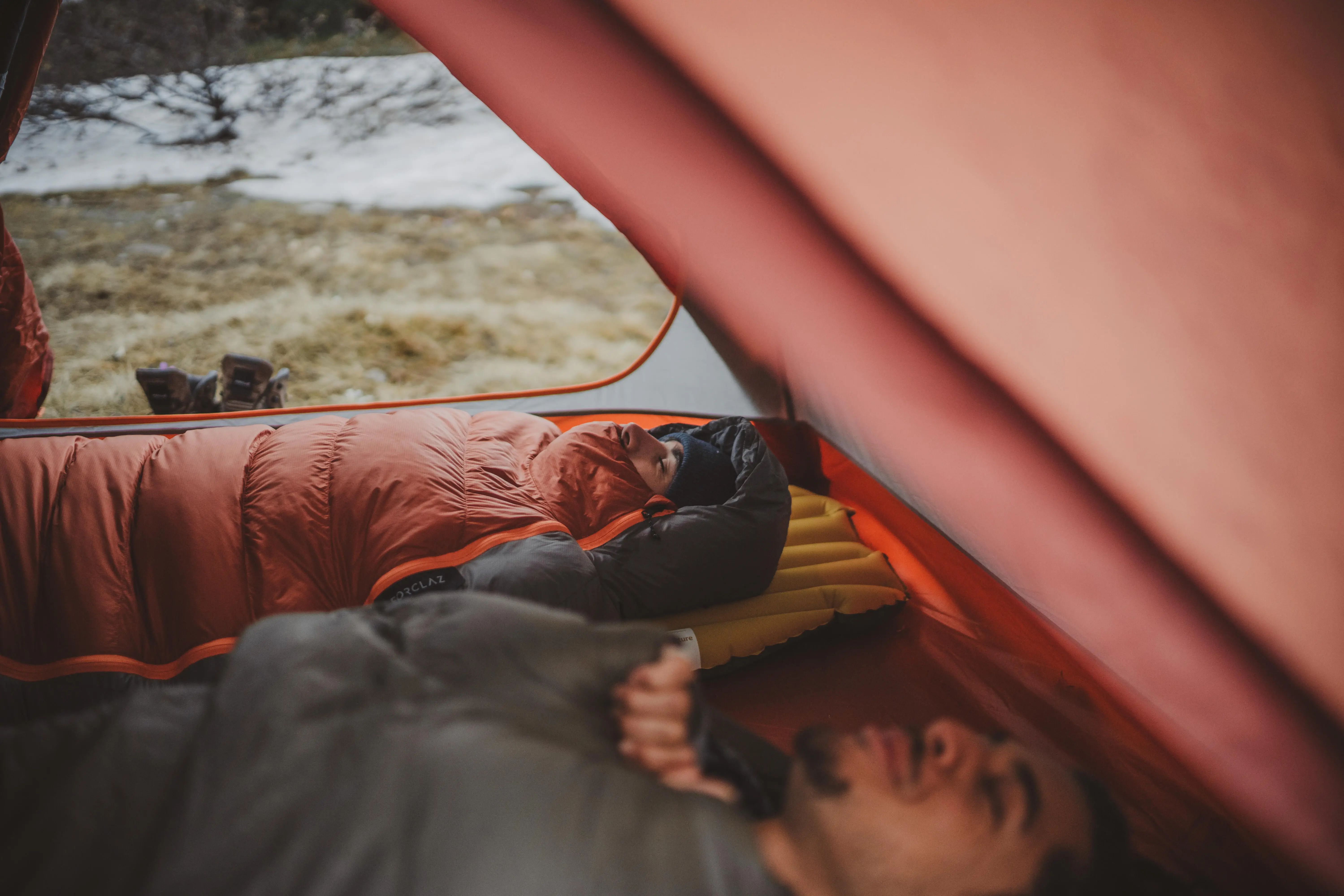 6738-multi-season-down-sleeping-bag-0-c-mt-900-1.jpg