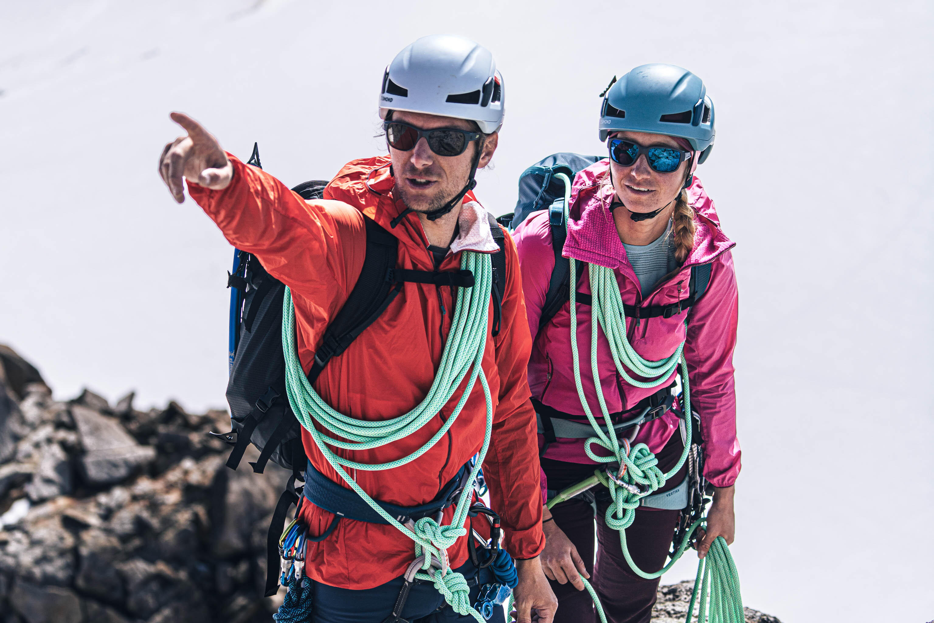 6748-men-s-climbing-harness-vertika-blue-1.jpg