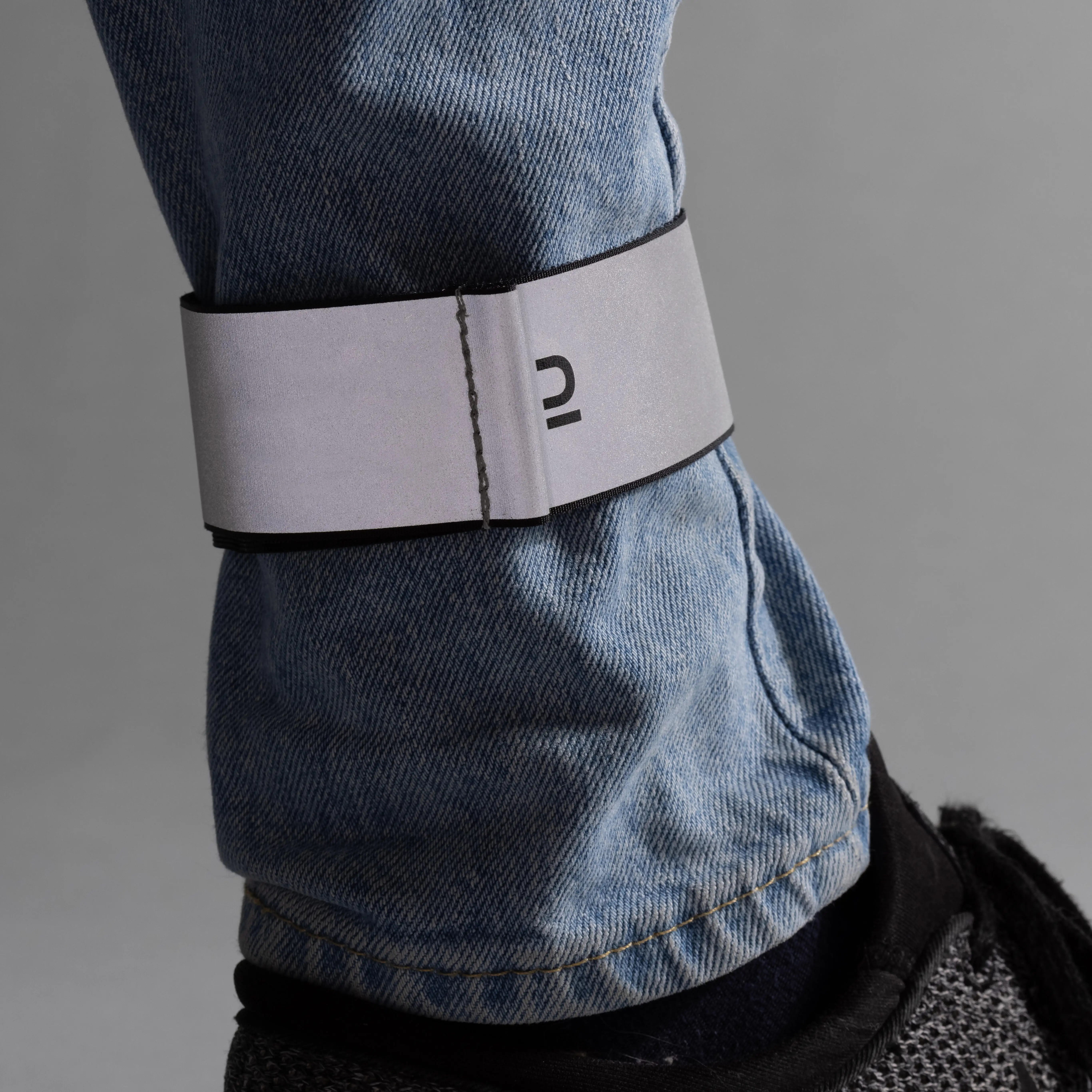 6958-reflective-hook-and-loop-cycling-ankleband-1.jpg