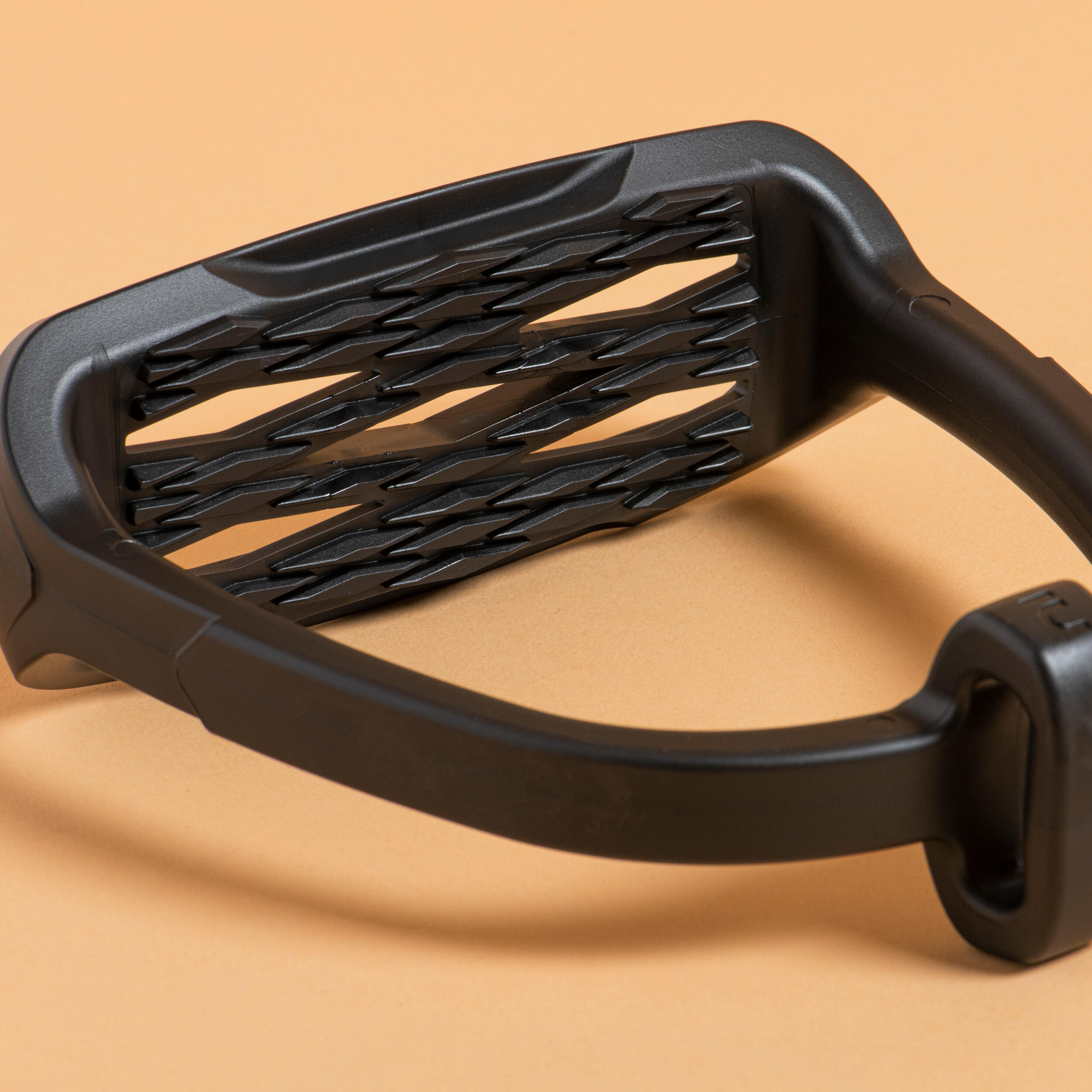 6988-horse-riding-stirrup-irons-100-black-1.jpg