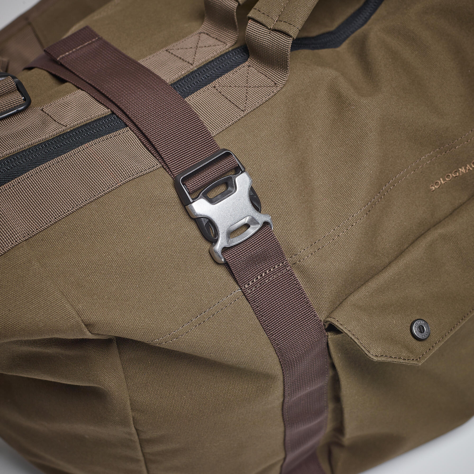 7032-hunting-carry-duffle-bag-cotton-wax-80l-brown-1.jpg