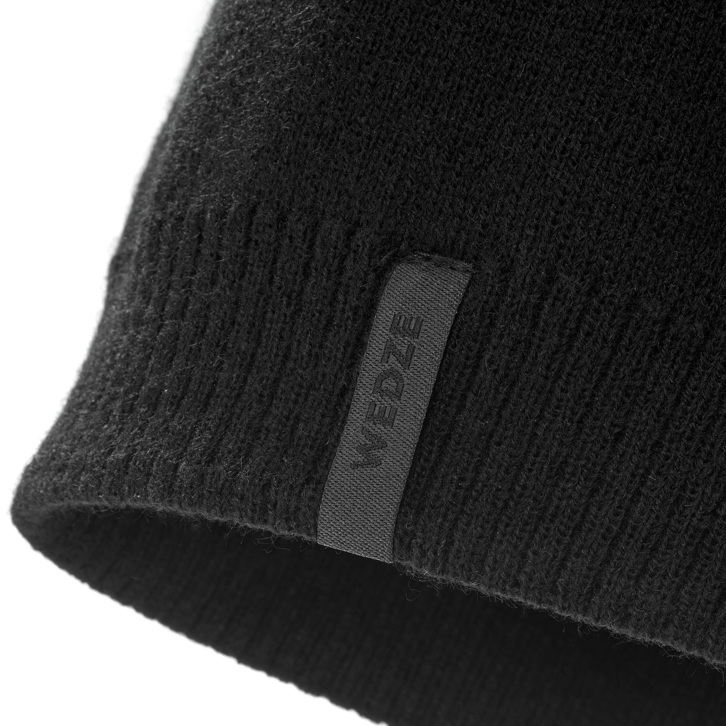 7033-simple-ski-hat-1.jpg