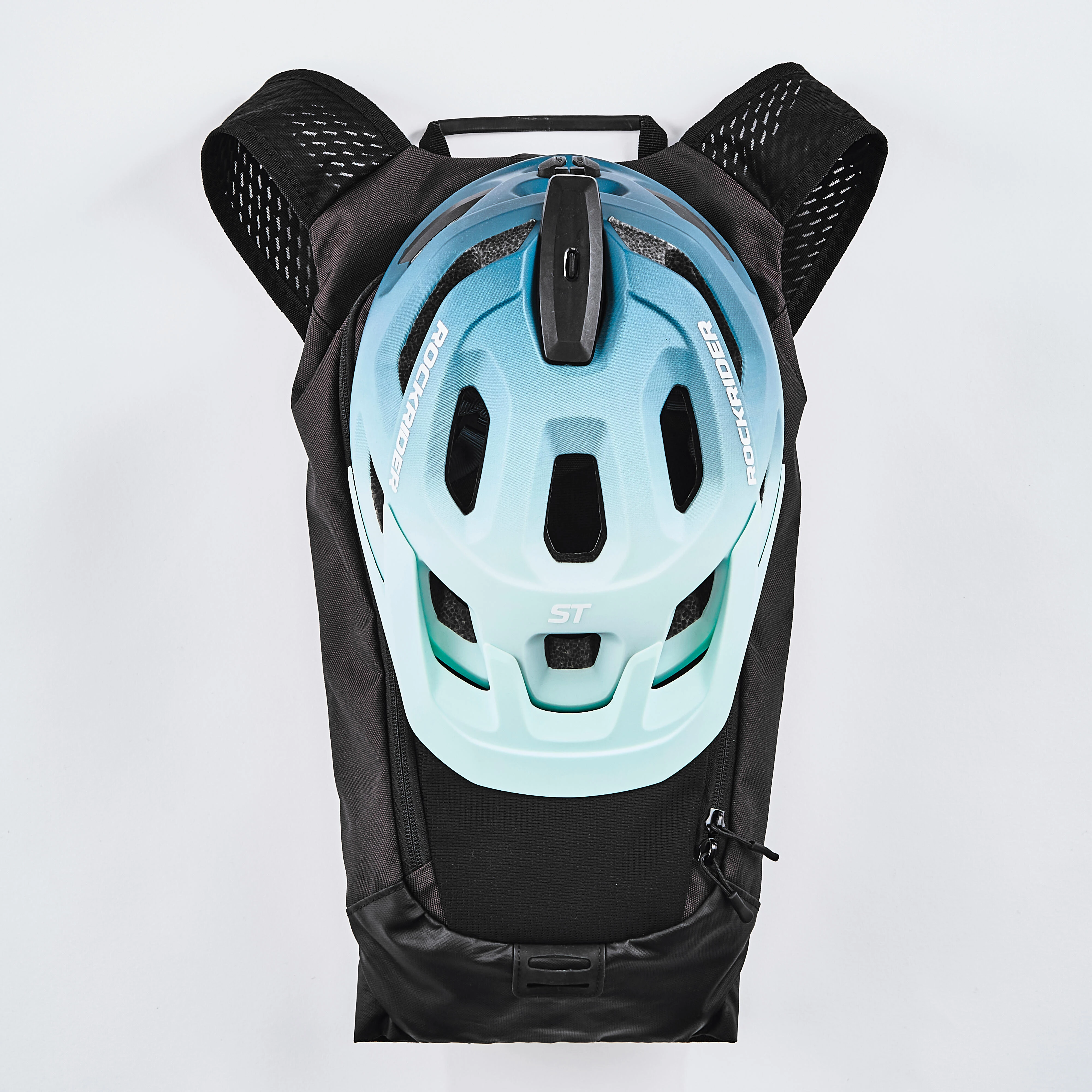 7408-7-l-2-l-mtb-hydration-backpack-explore-black-1.webp