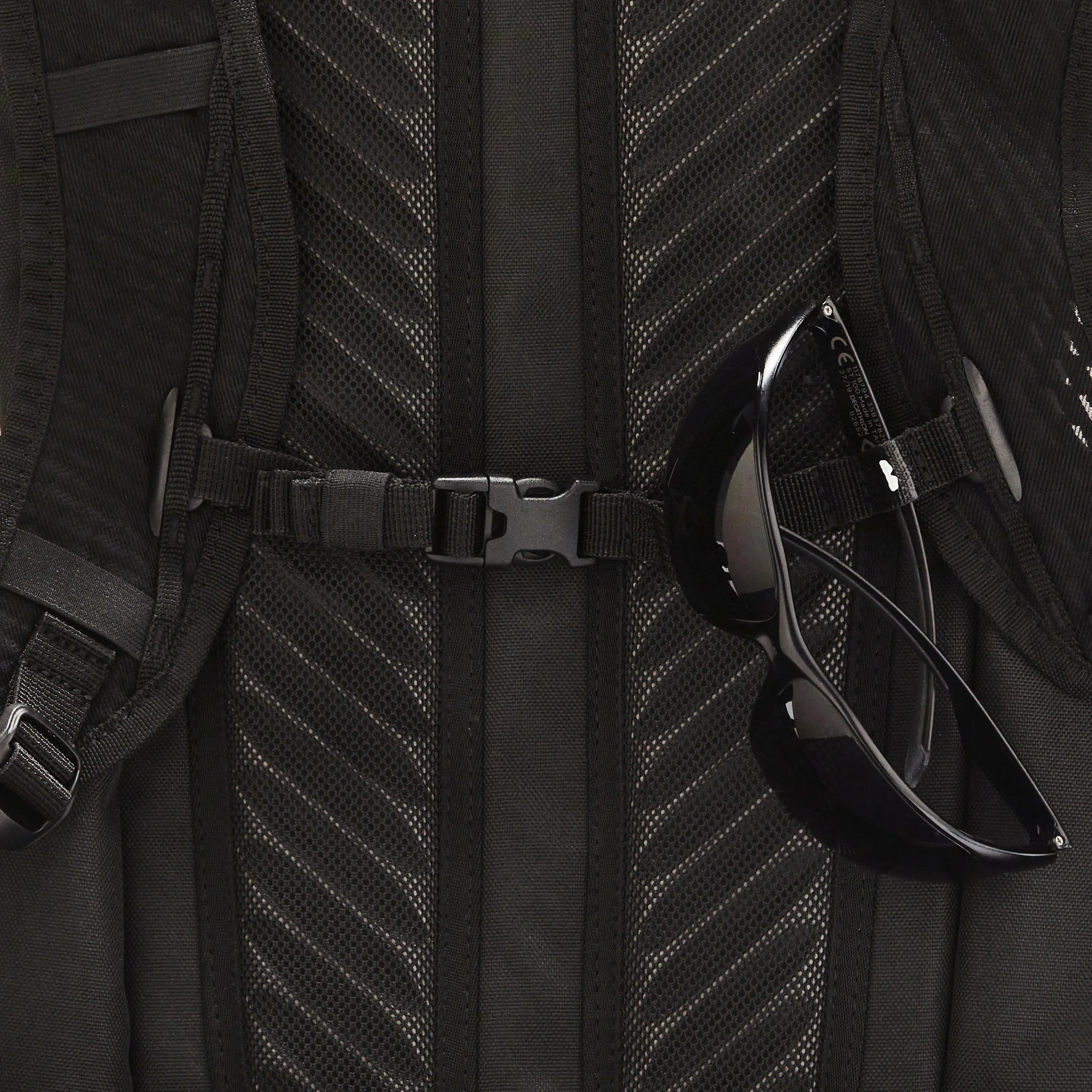 7408-7-l-2-l-mtb-hydration-backpack-explore-black-1.webp