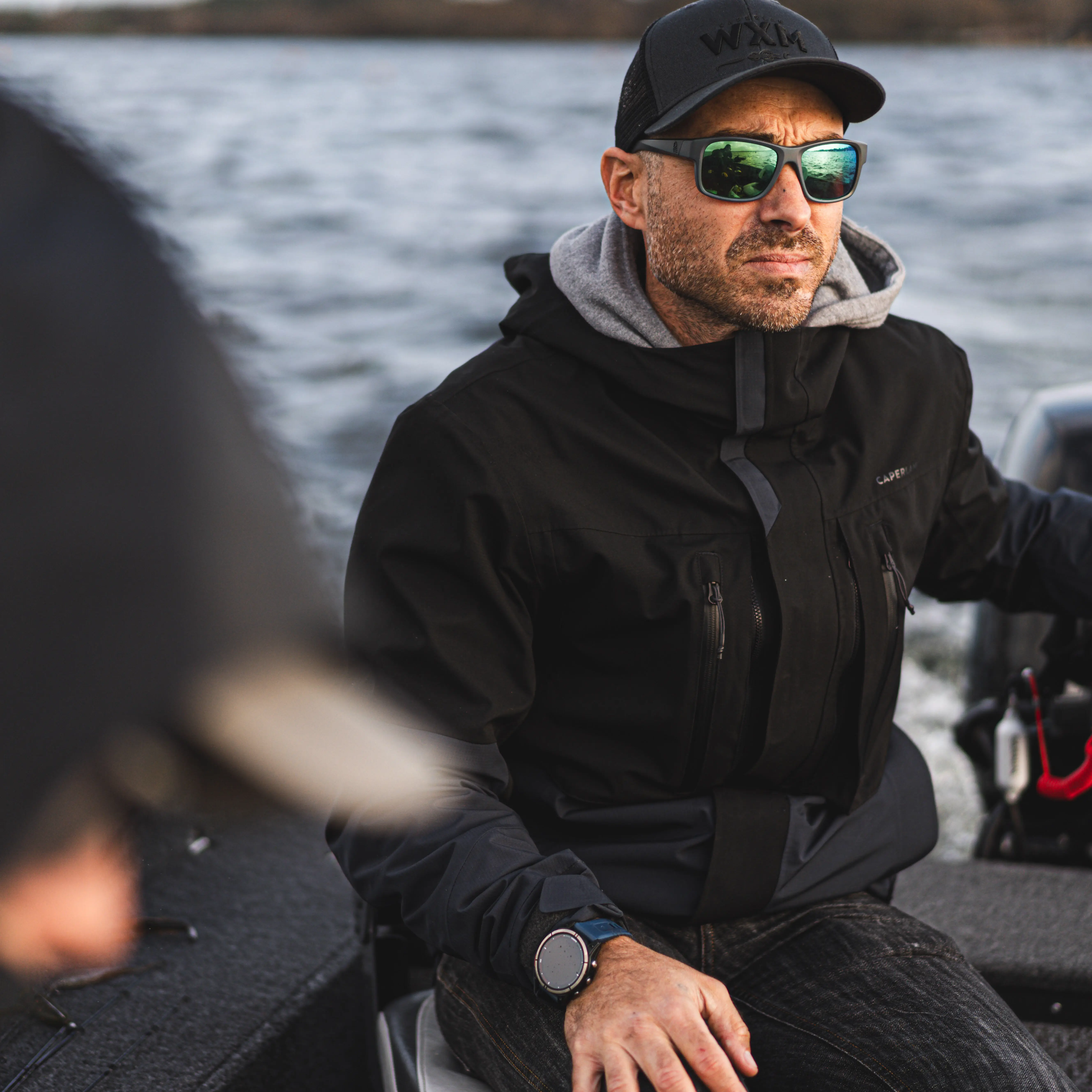 7704-waterproof-fishing-jacket-500-1.jpg