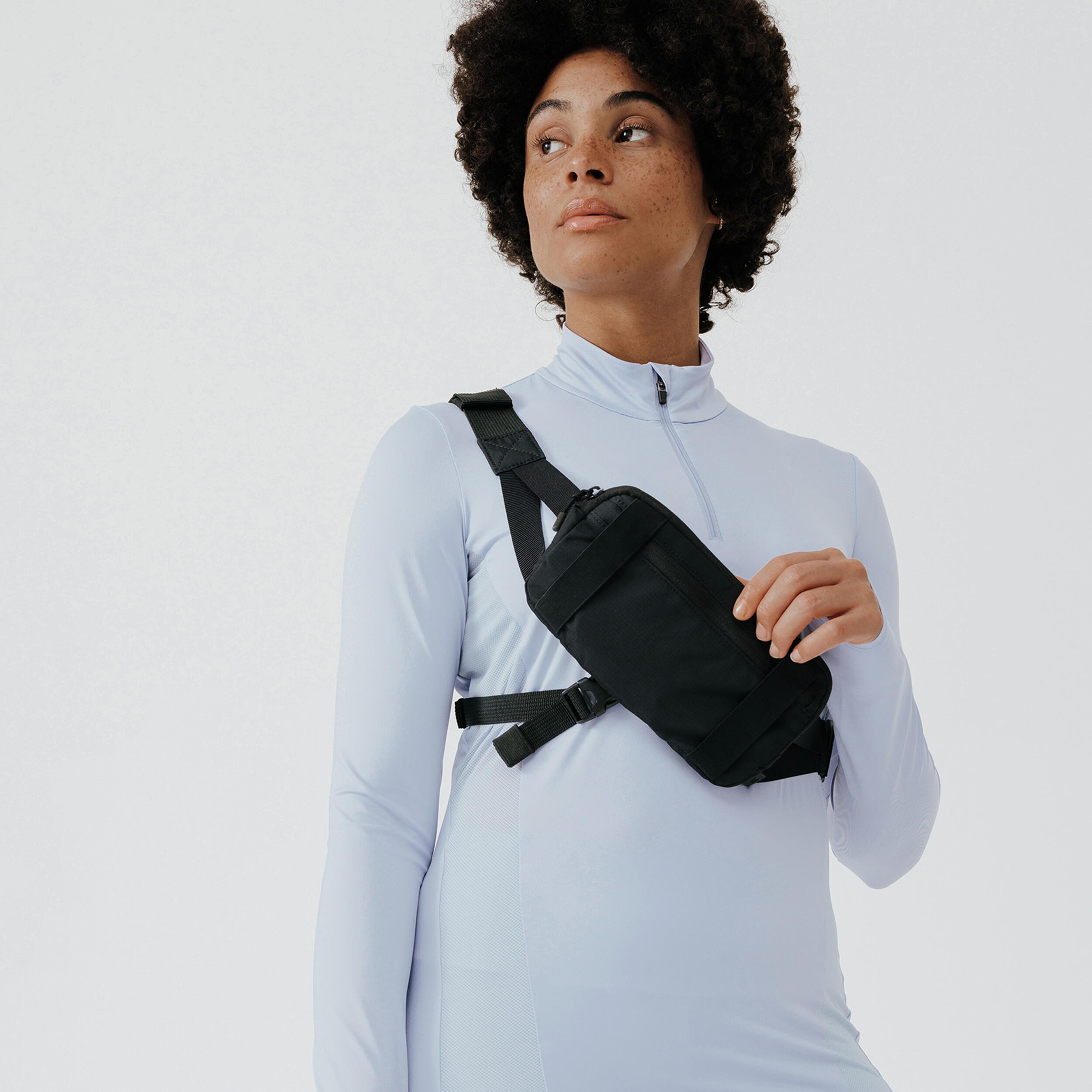 7911-0-5-l-2-position-running-bag-black-1.jpg