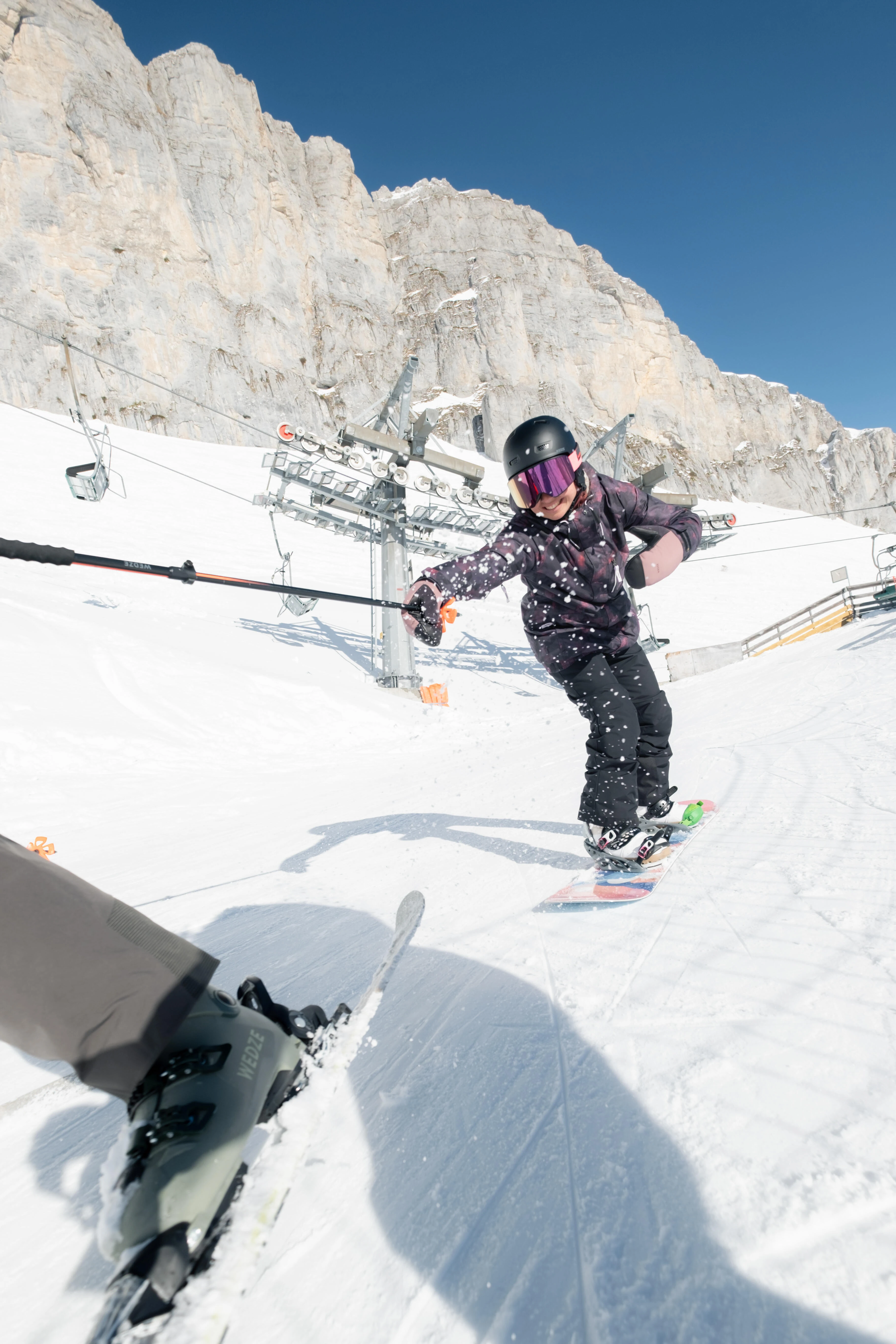 7935-warm-and-waterproof-ski-mittens-500-1.jpg