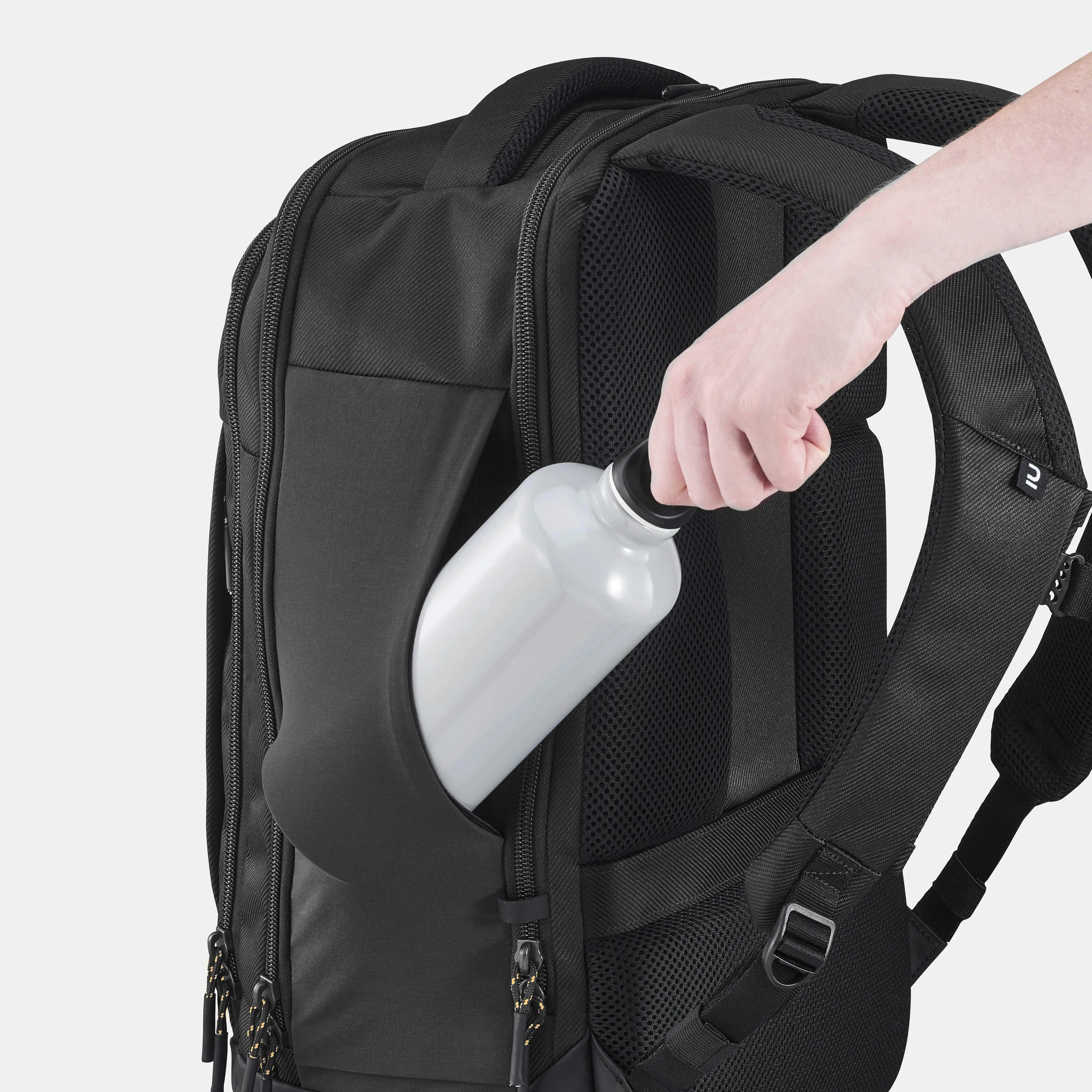 8057-hiking-backpack-23-l-nh-500-1.webp