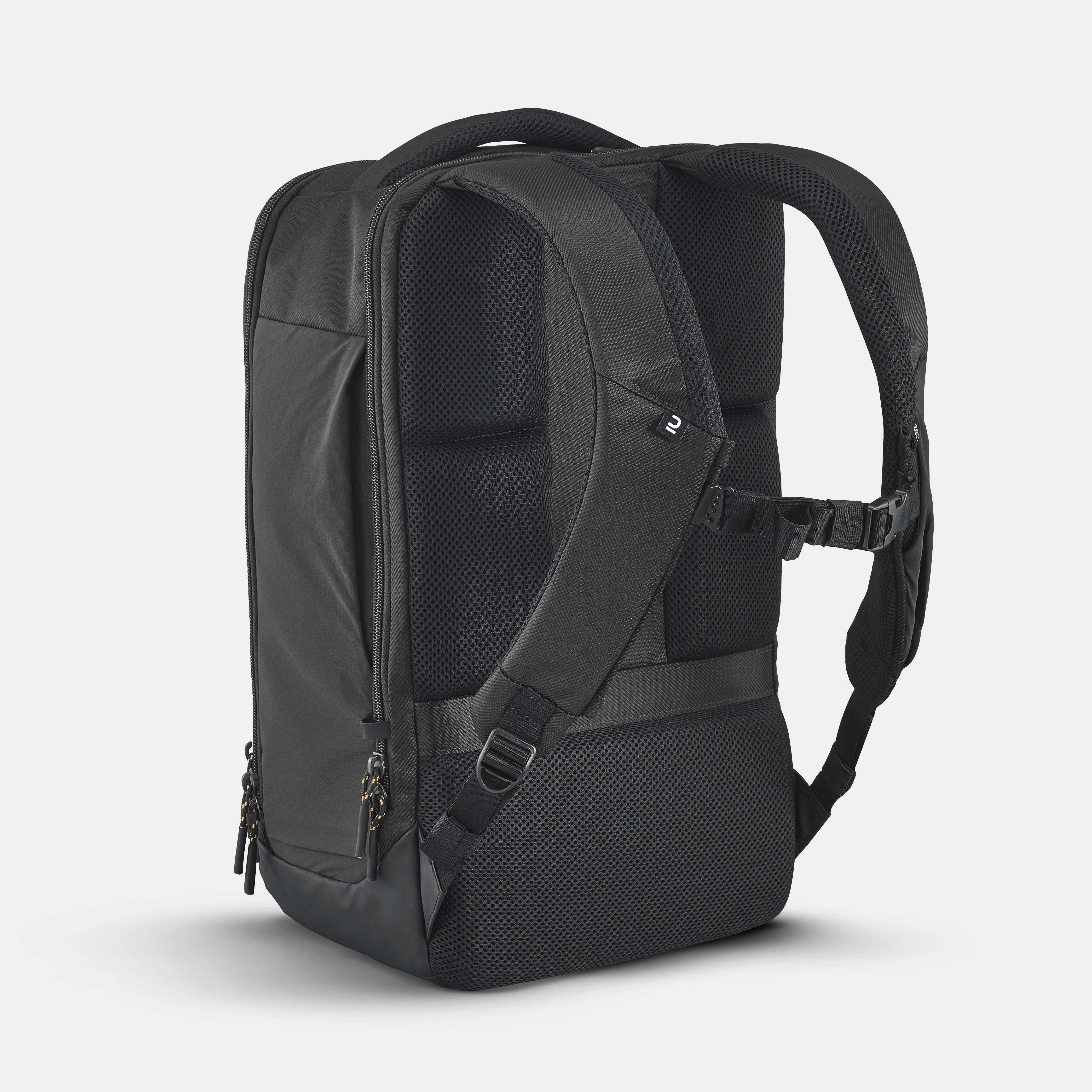 8057-hiking-backpack-23-l-nh-500-1.webp