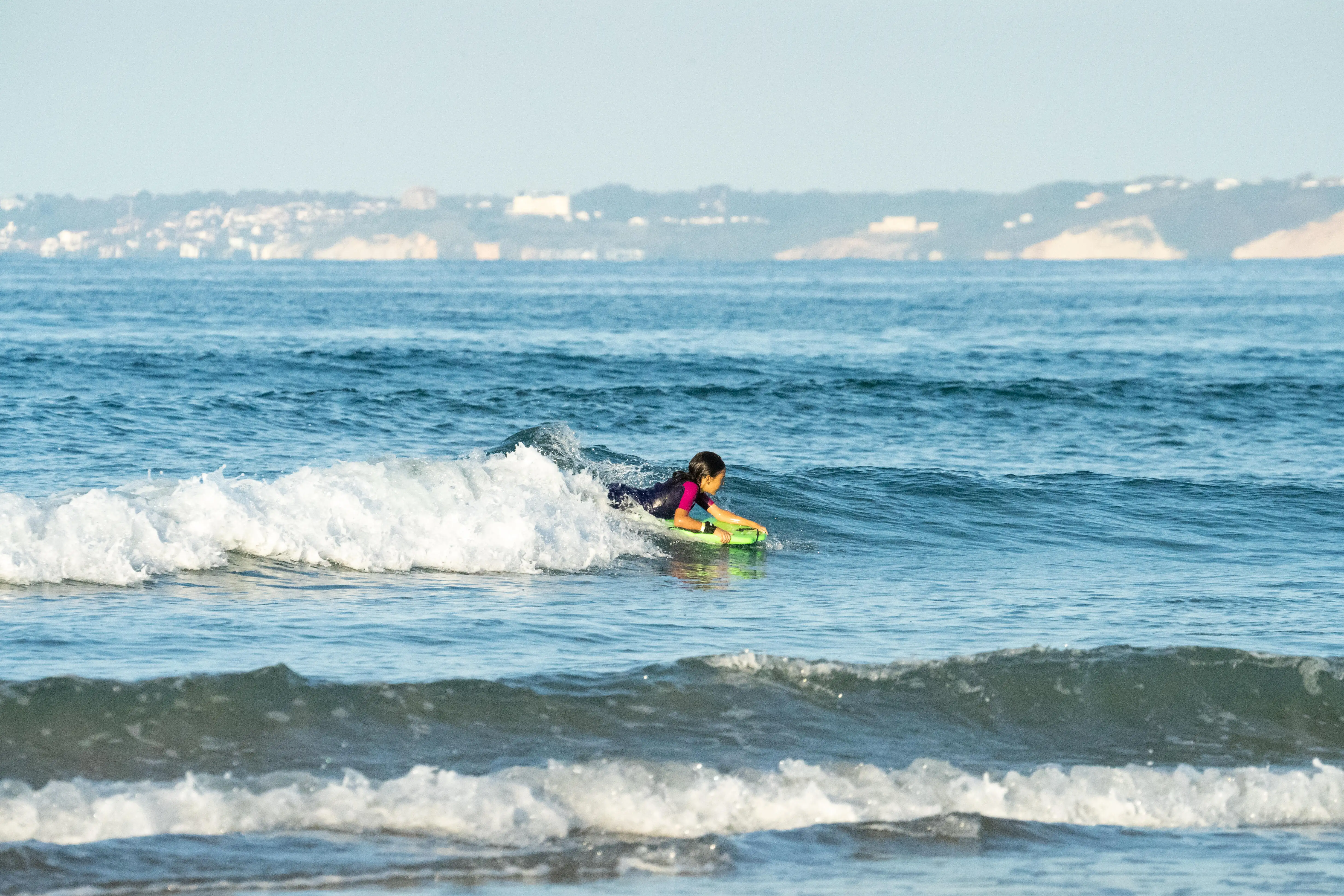 8223-35-quot-entry-level-100-technical-bodyboard-with-leash-for-6-12-year-olds-kids-1.jpg