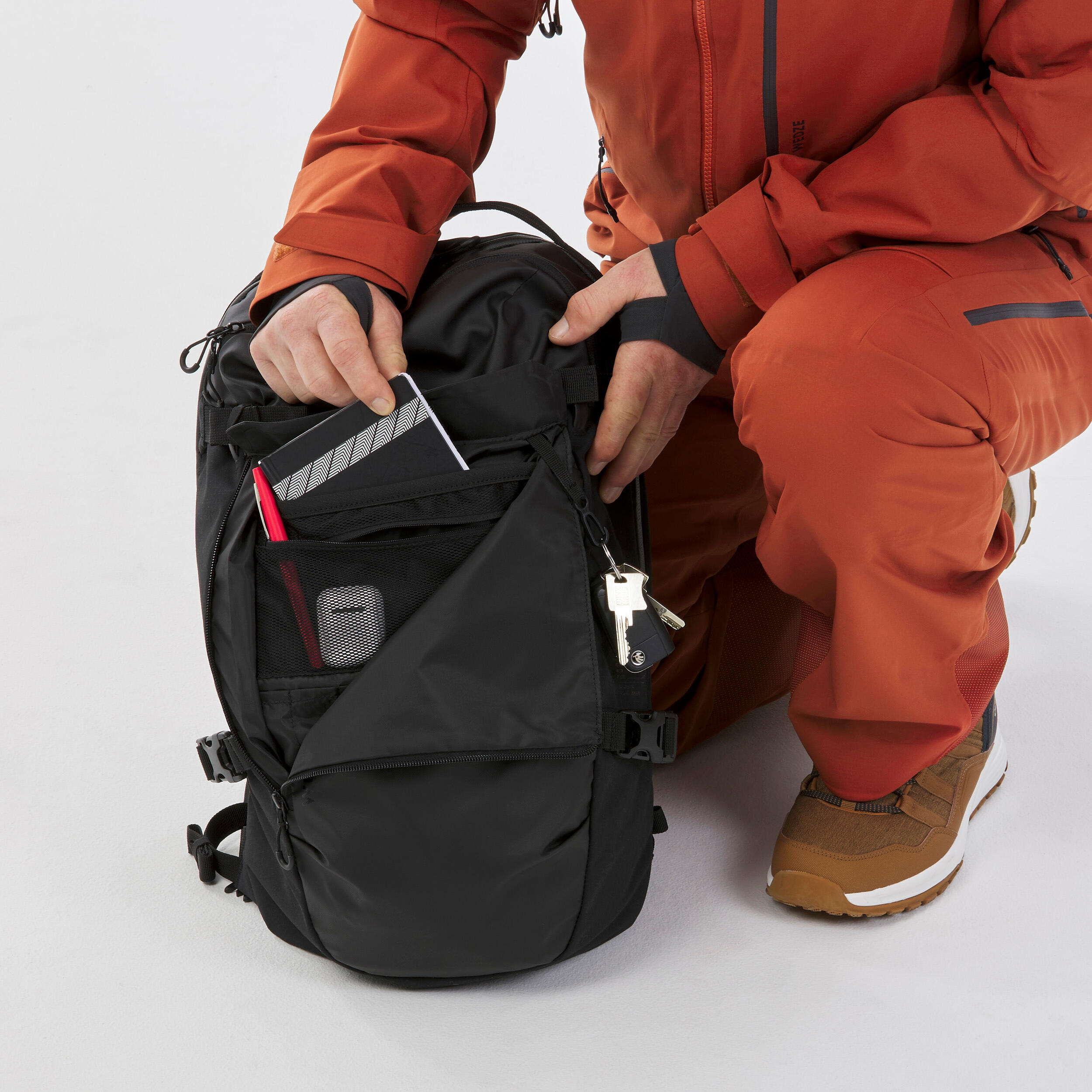 8240-freeride-and-mountain-bike-backpack-23-l-fr-am-100-1.jpg