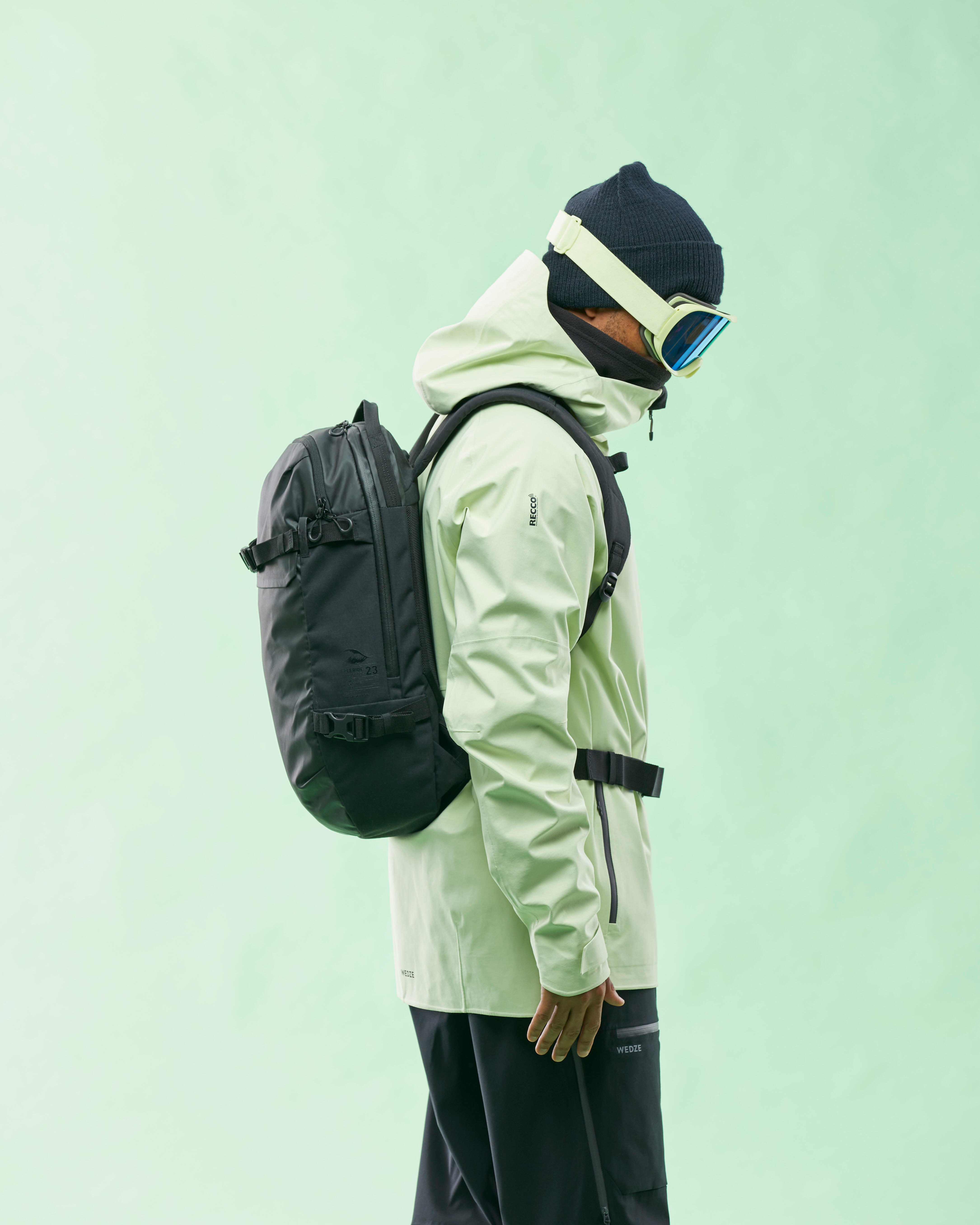 8240-freeride-and-mountain-bike-backpack-23-l-fr-am-100-1.jpg