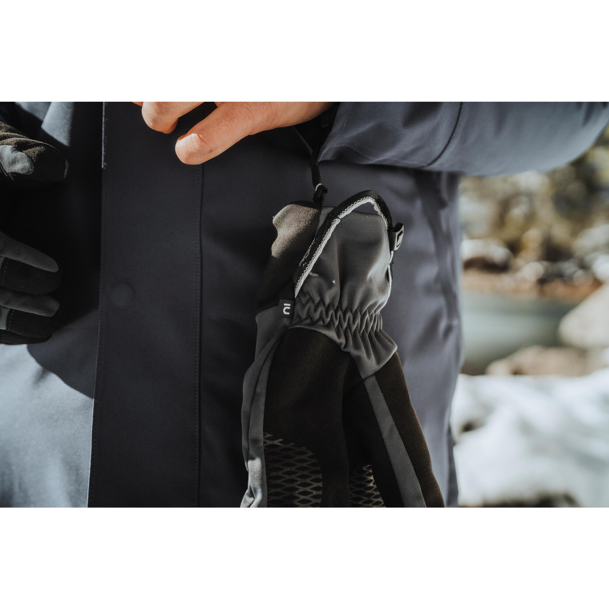 8266-windproof-hiking-gloves-mt-900-grey-1.jpg