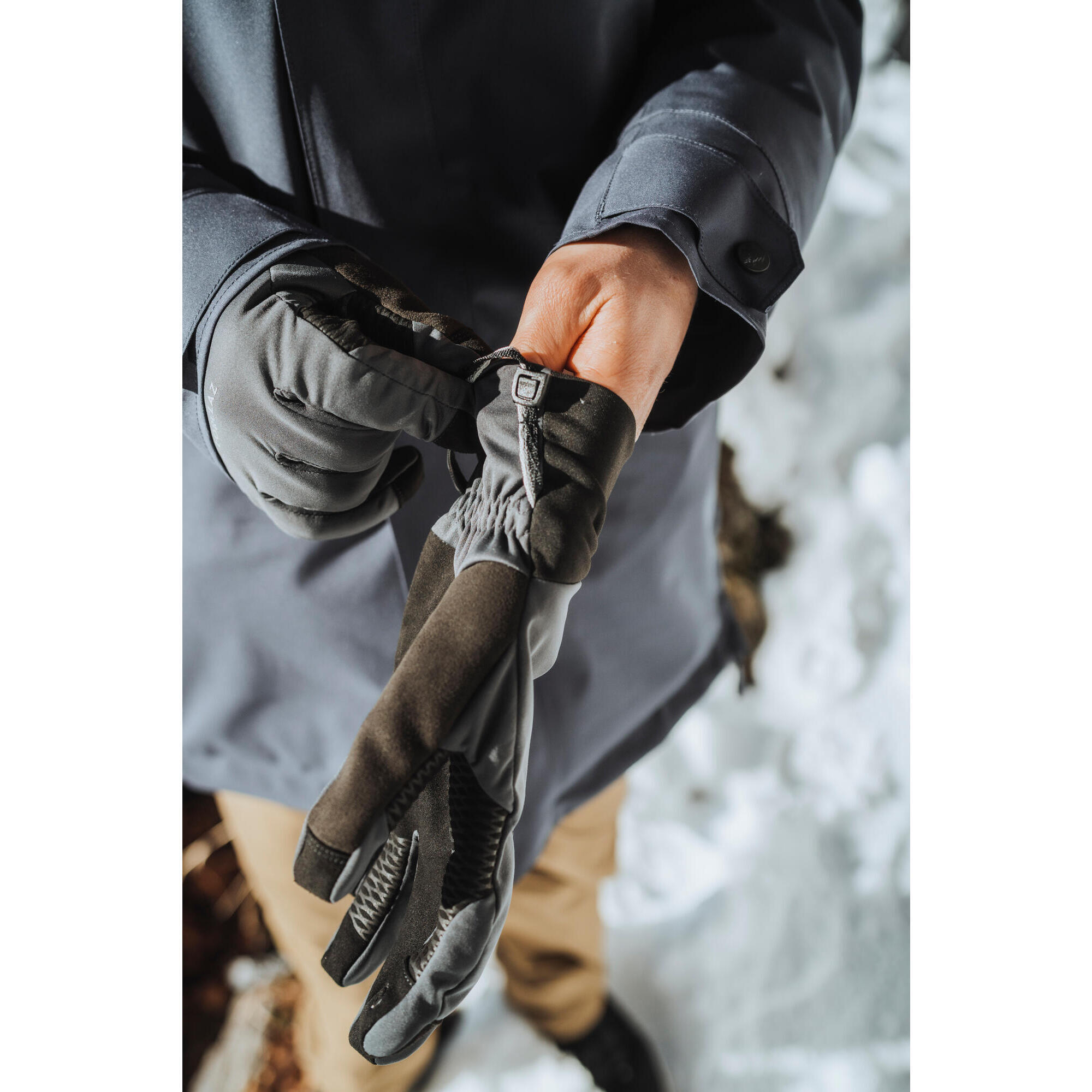 8266-windproof-hiking-gloves-mt-900-grey-1.jpg
