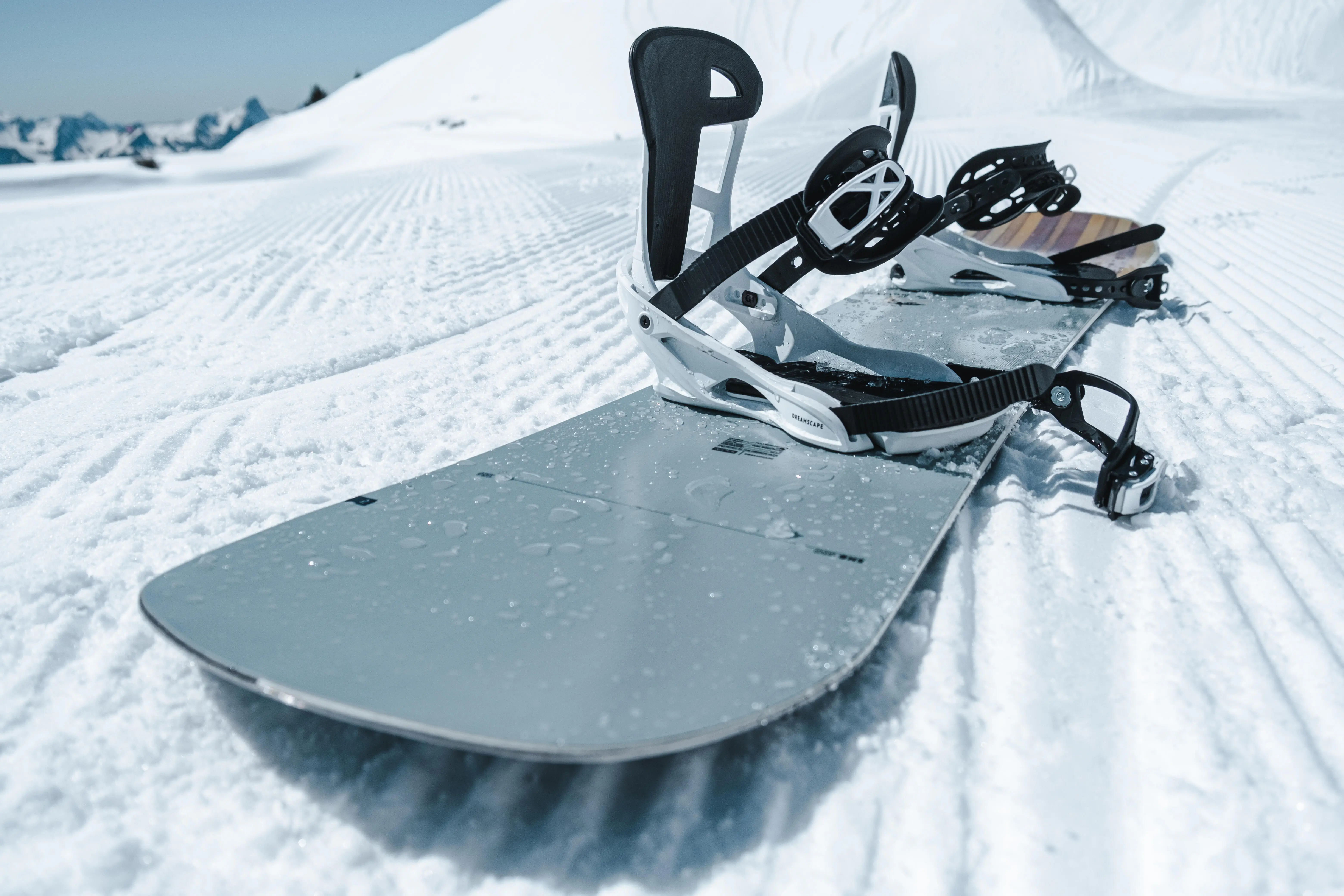 8307-men-x27-s-all-mountain-and-freestyle-snowboard-snb-100-1.jpg