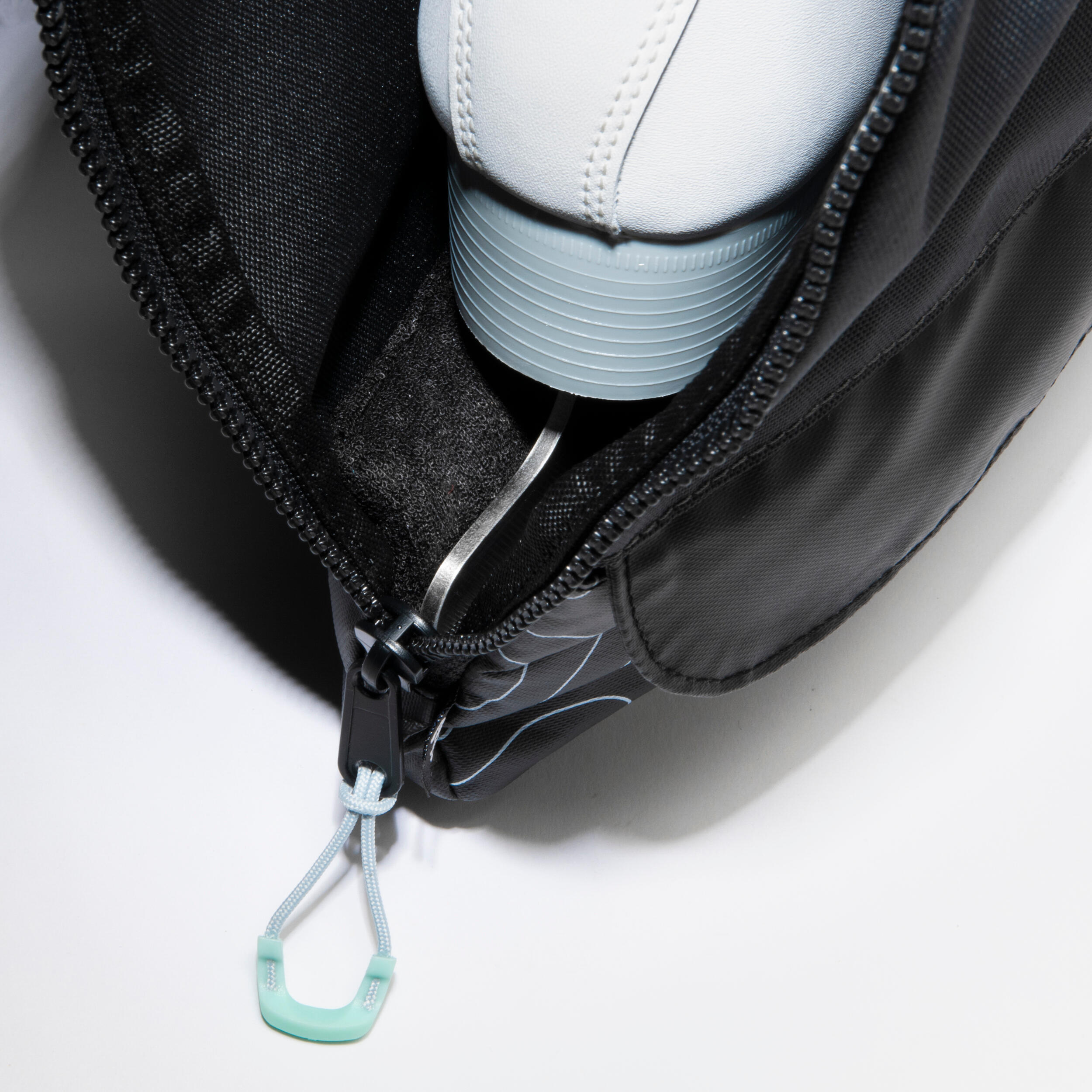 8311-3-in-1-ice-skating-skate-bag-black-blue-1.jpg