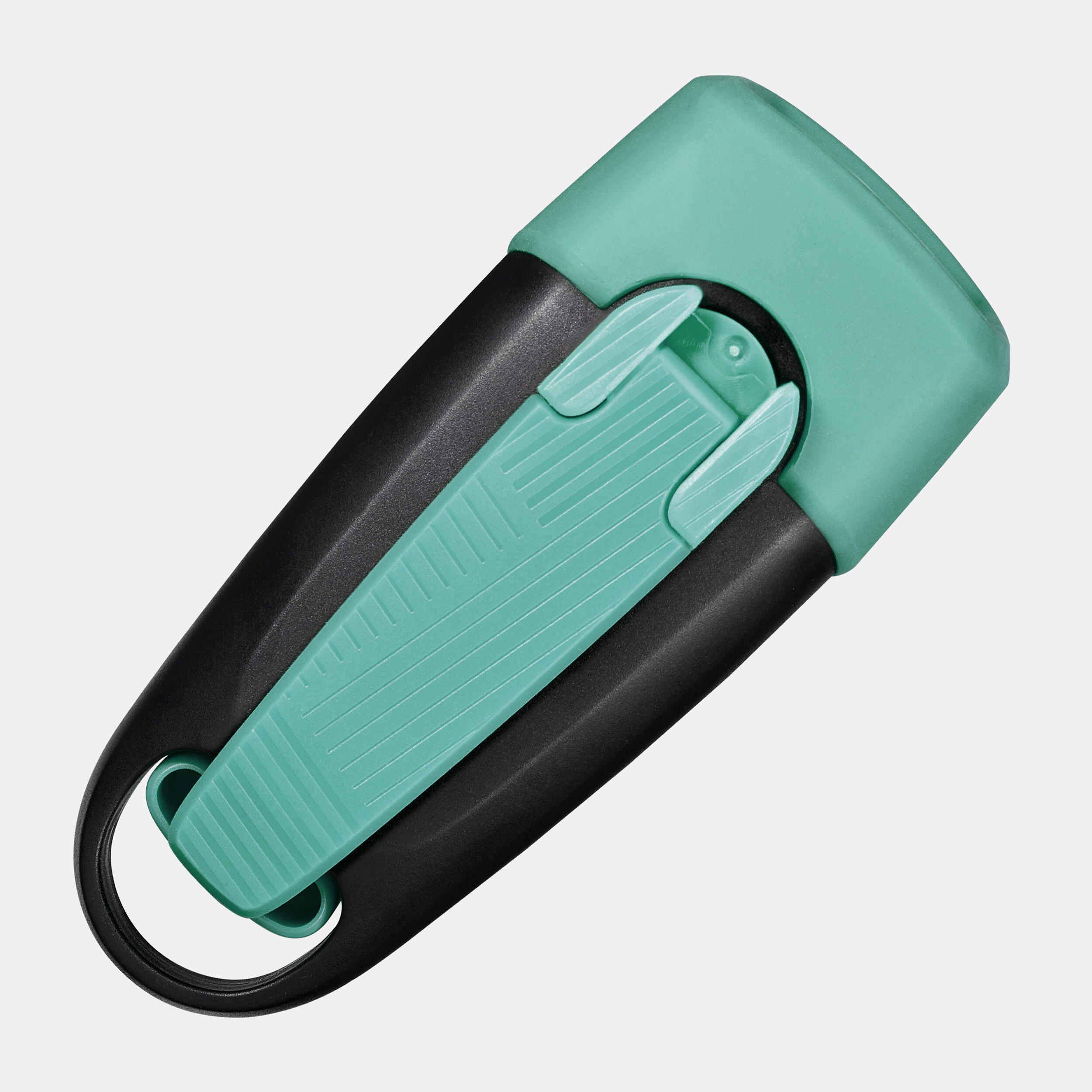 8601-dynamo-100-v2-flashlight-15-lm-1.jpg
