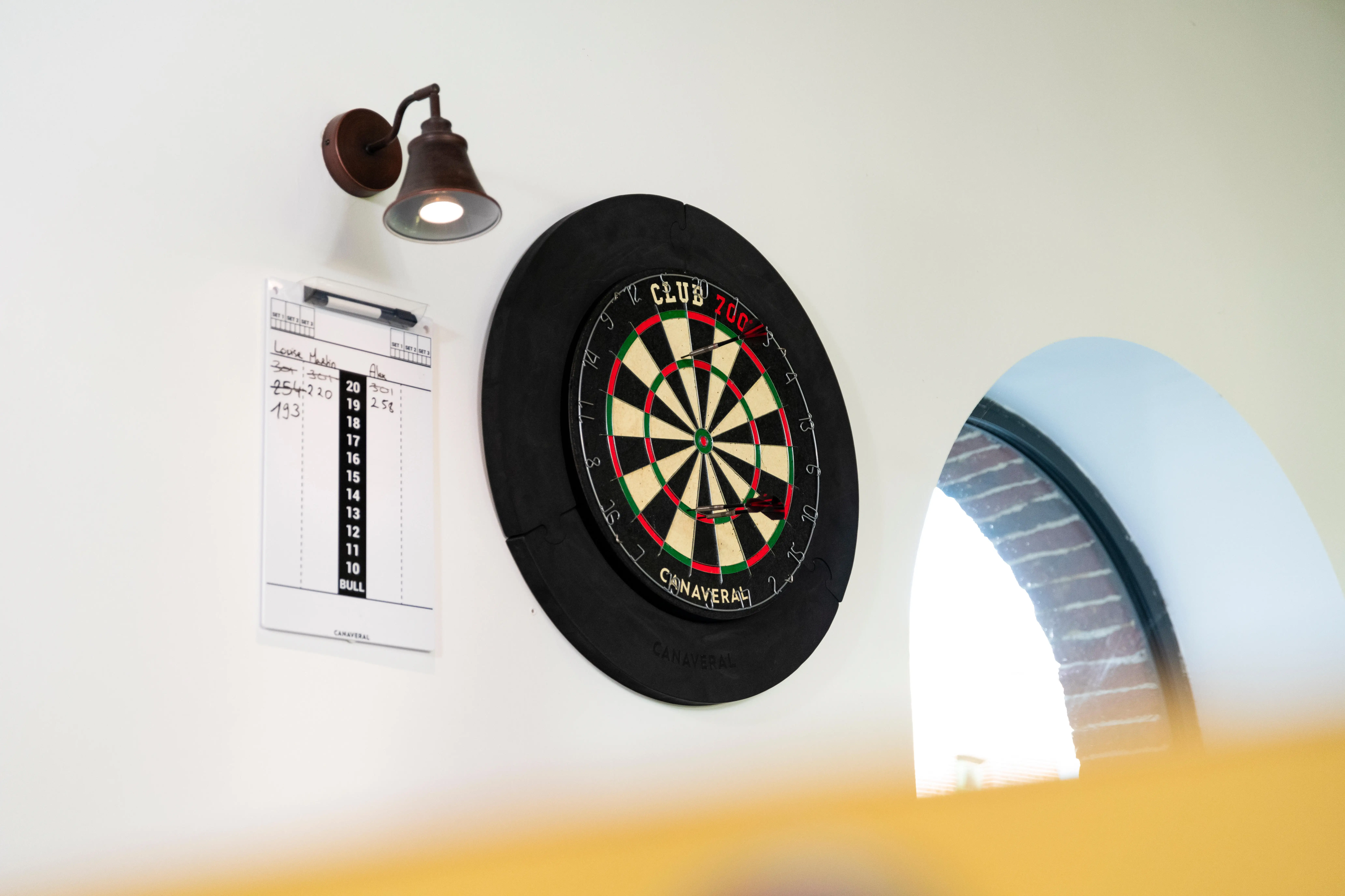 Steel Tip Dartboard - Club 700