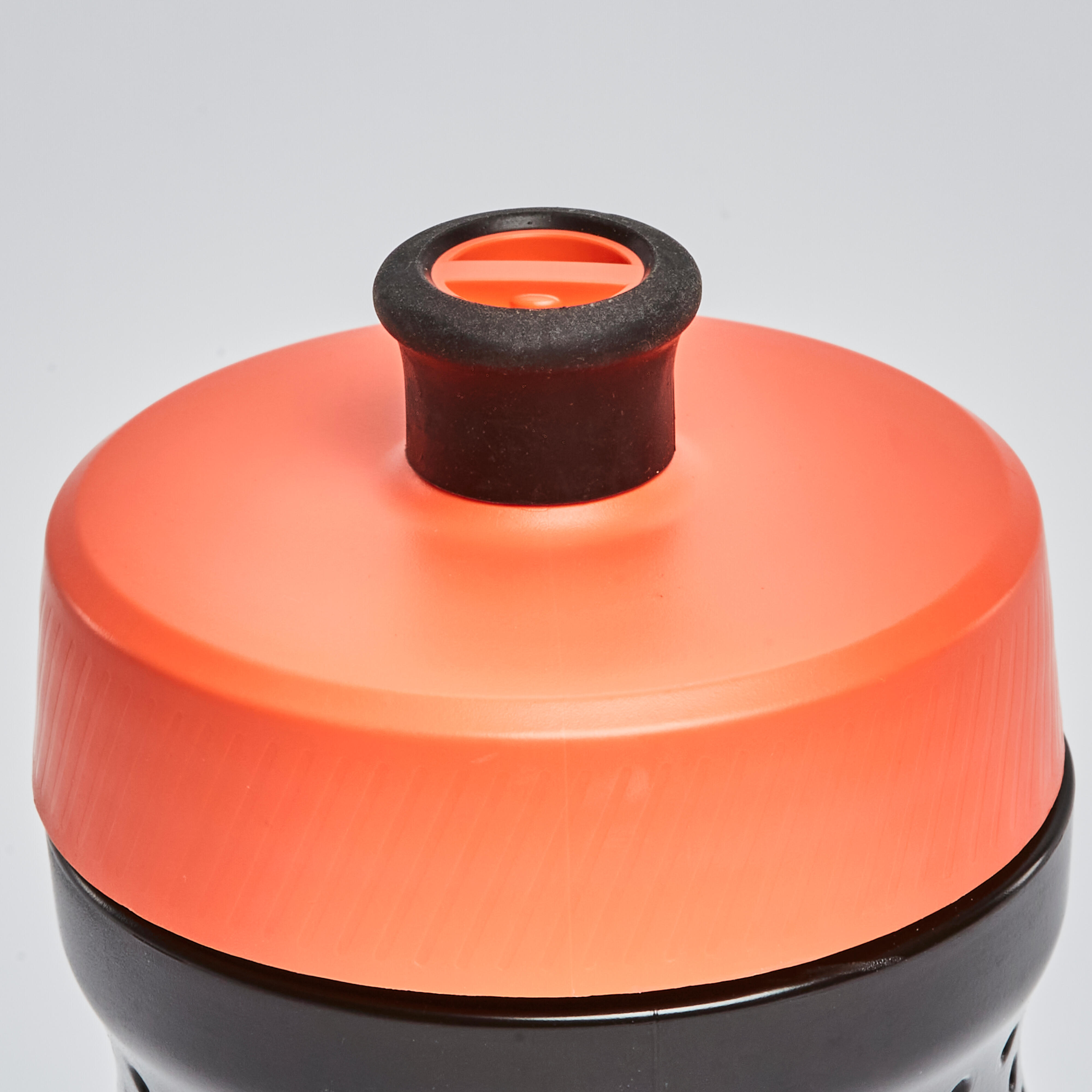 8692-kids-x27-380-ml-water-bottle-500-black-coral-1.jpg