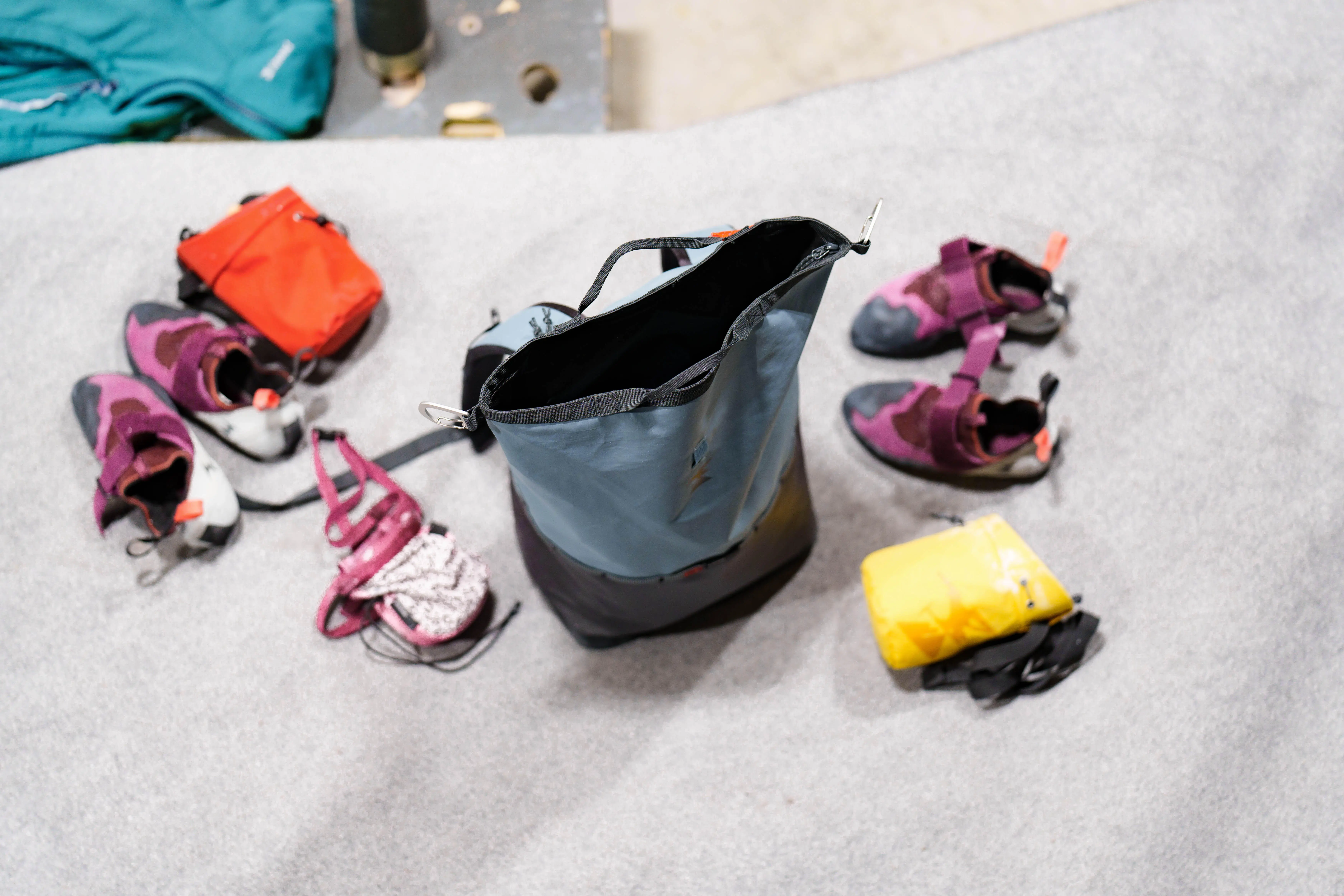 8768-23-l-climbing-bag-vertika-indoor-1.jpg