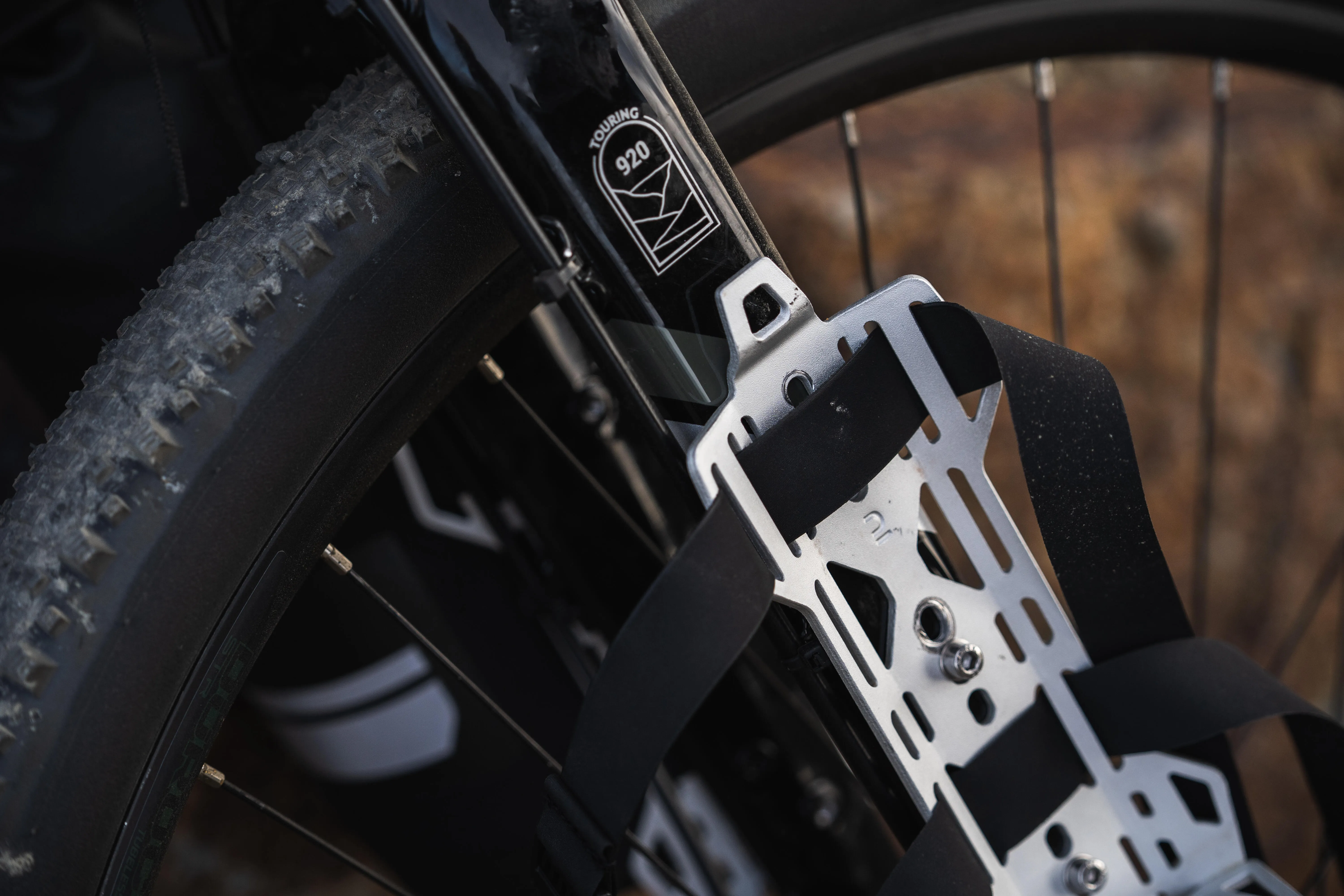 9034-fork-bag-mount-cargo-cage-1.jpg
